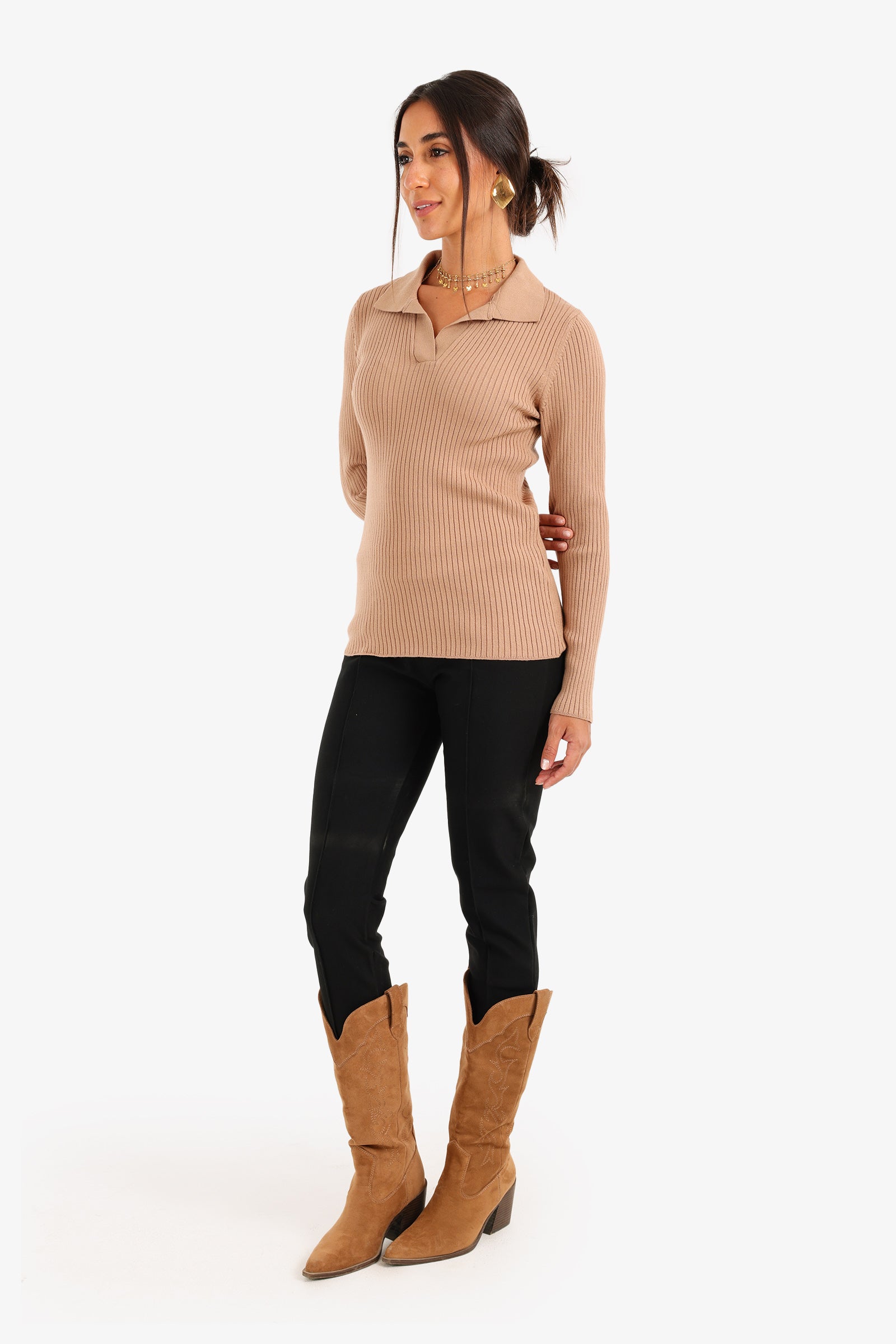Ribbed Pullover with Collar