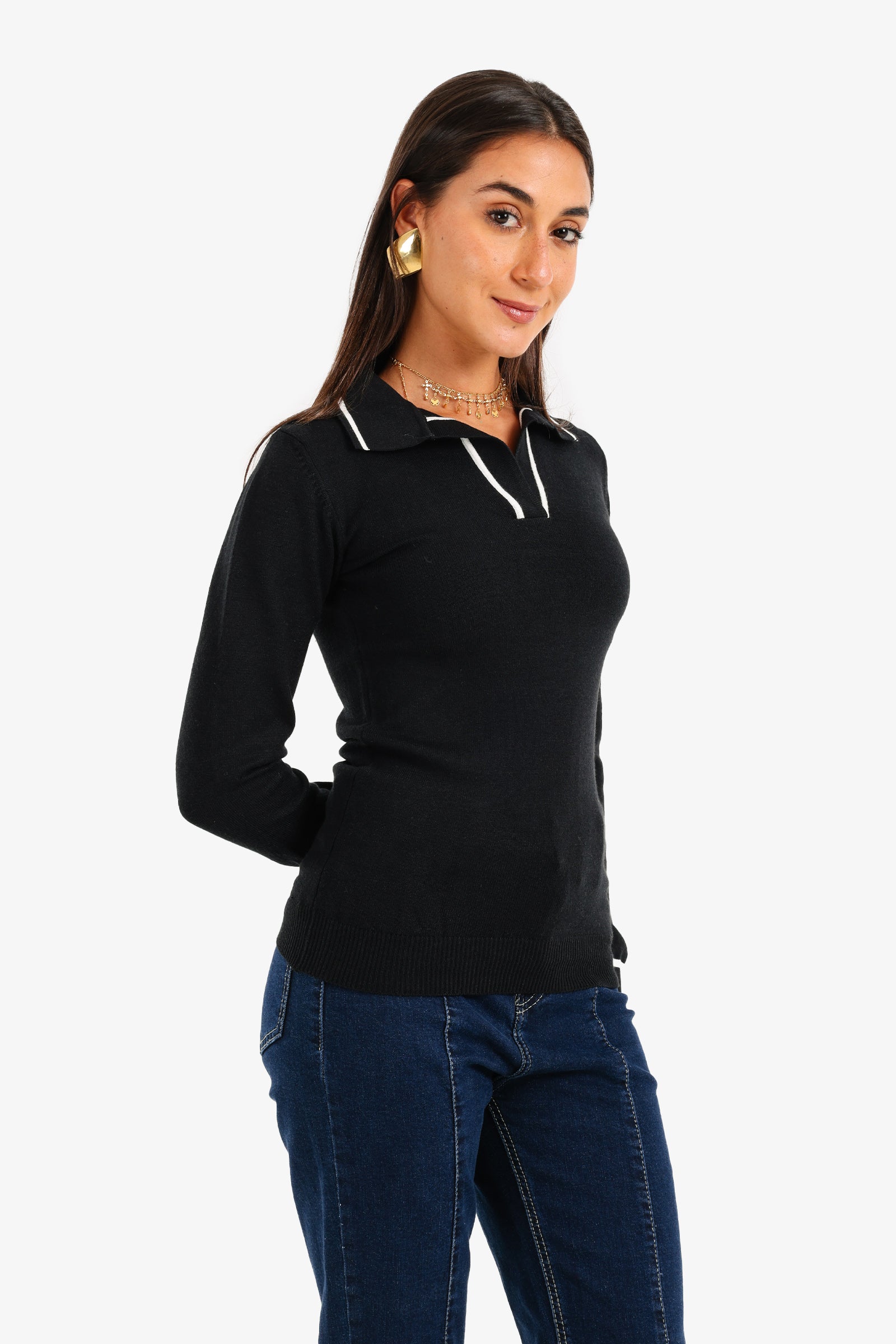 Contrast Panel Knit Pullover