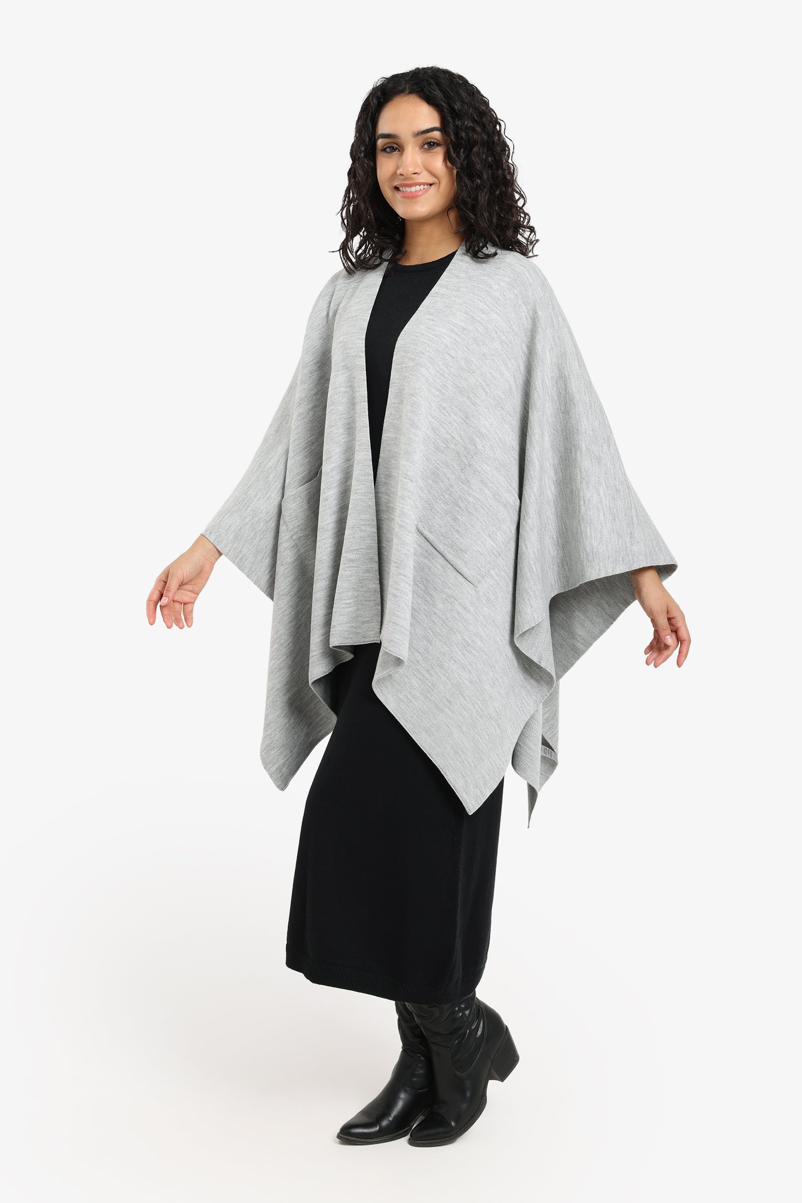 Knitted Poncho with Pockets