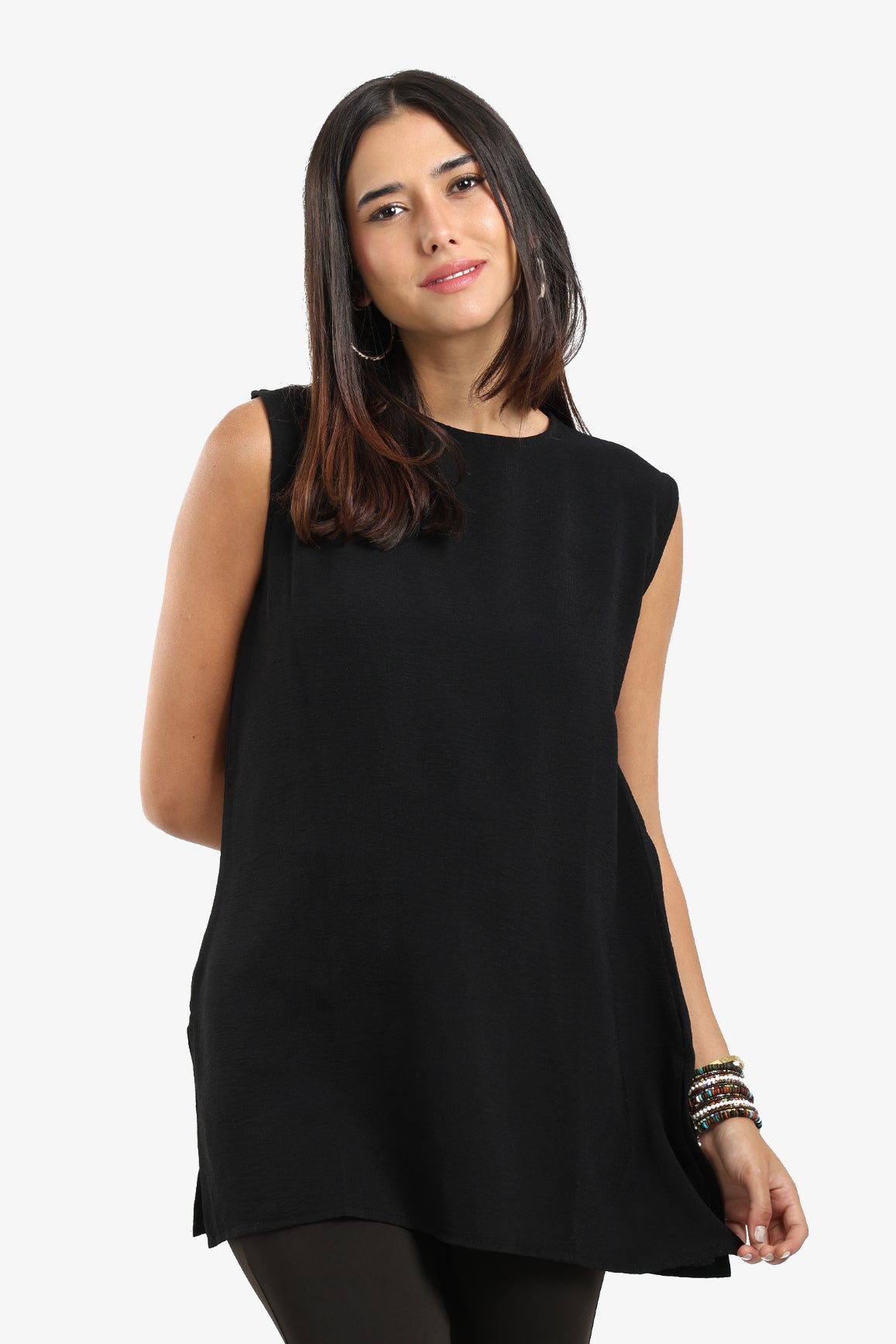 بلوزة عملية بقصة مريحة