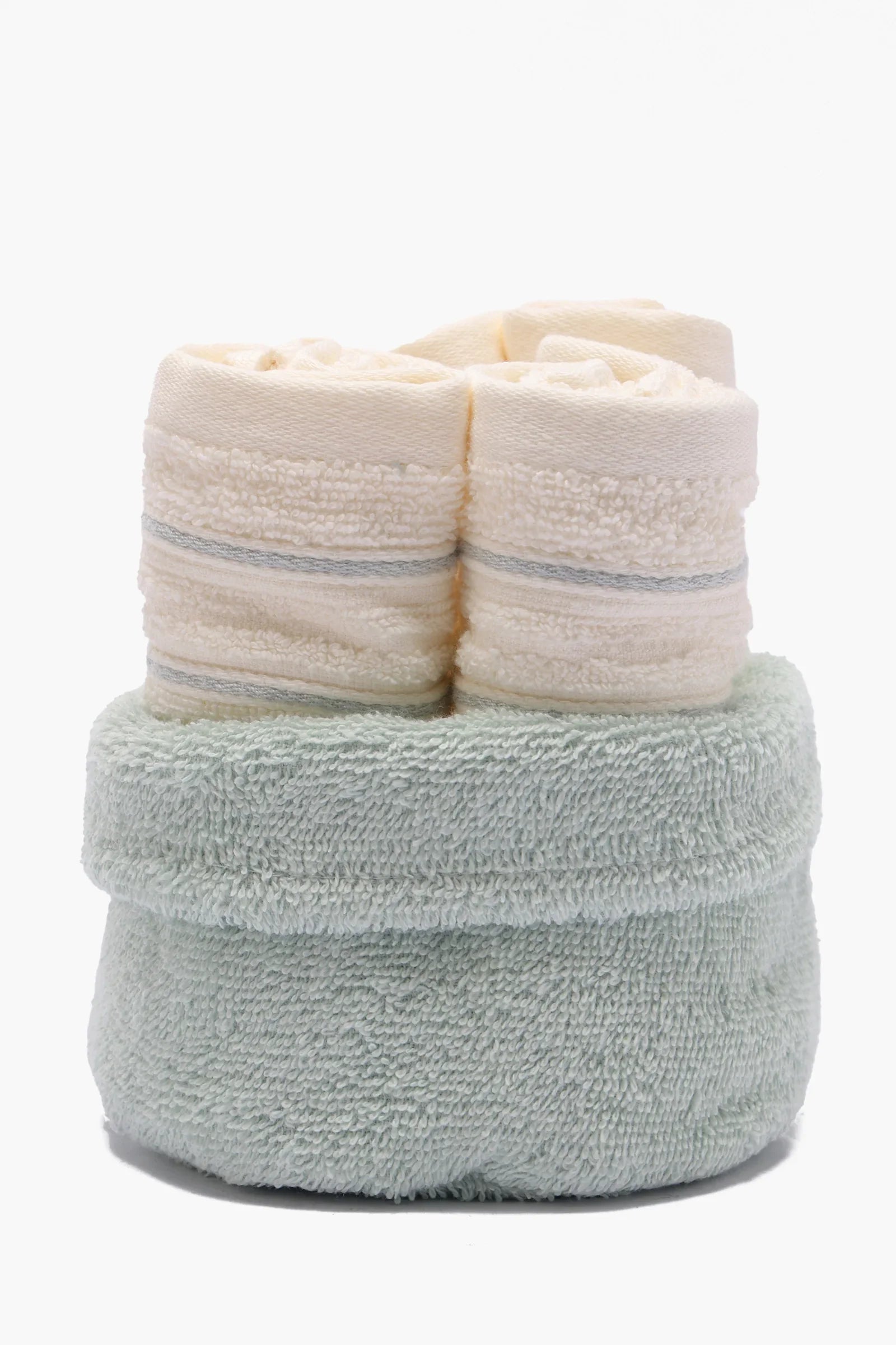 Hand Towels - 4 Pcs + Basket