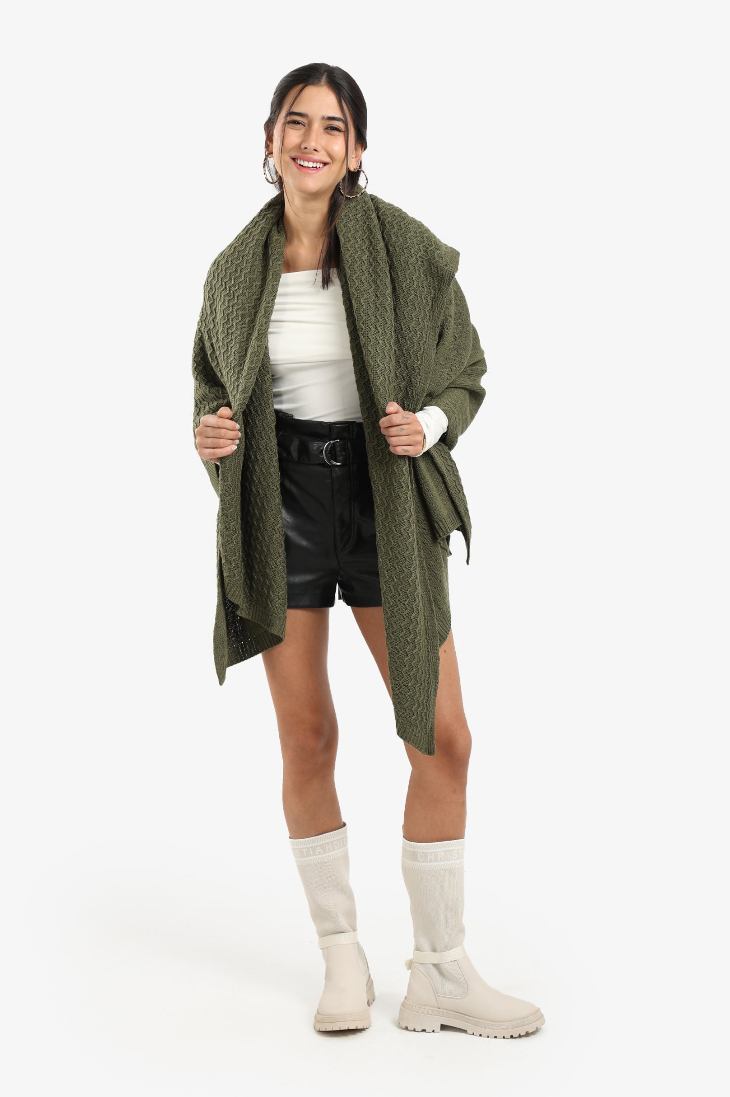 Soft Zigzag Pattern Throw