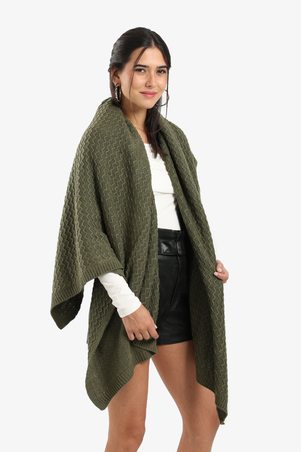 Soft Zigzag Pattern Throw