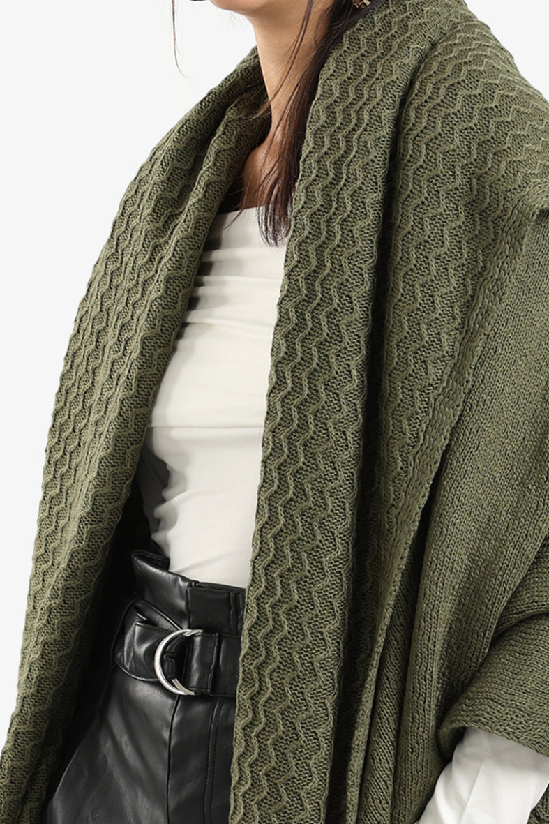 Soft Zigzag Pattern Throw