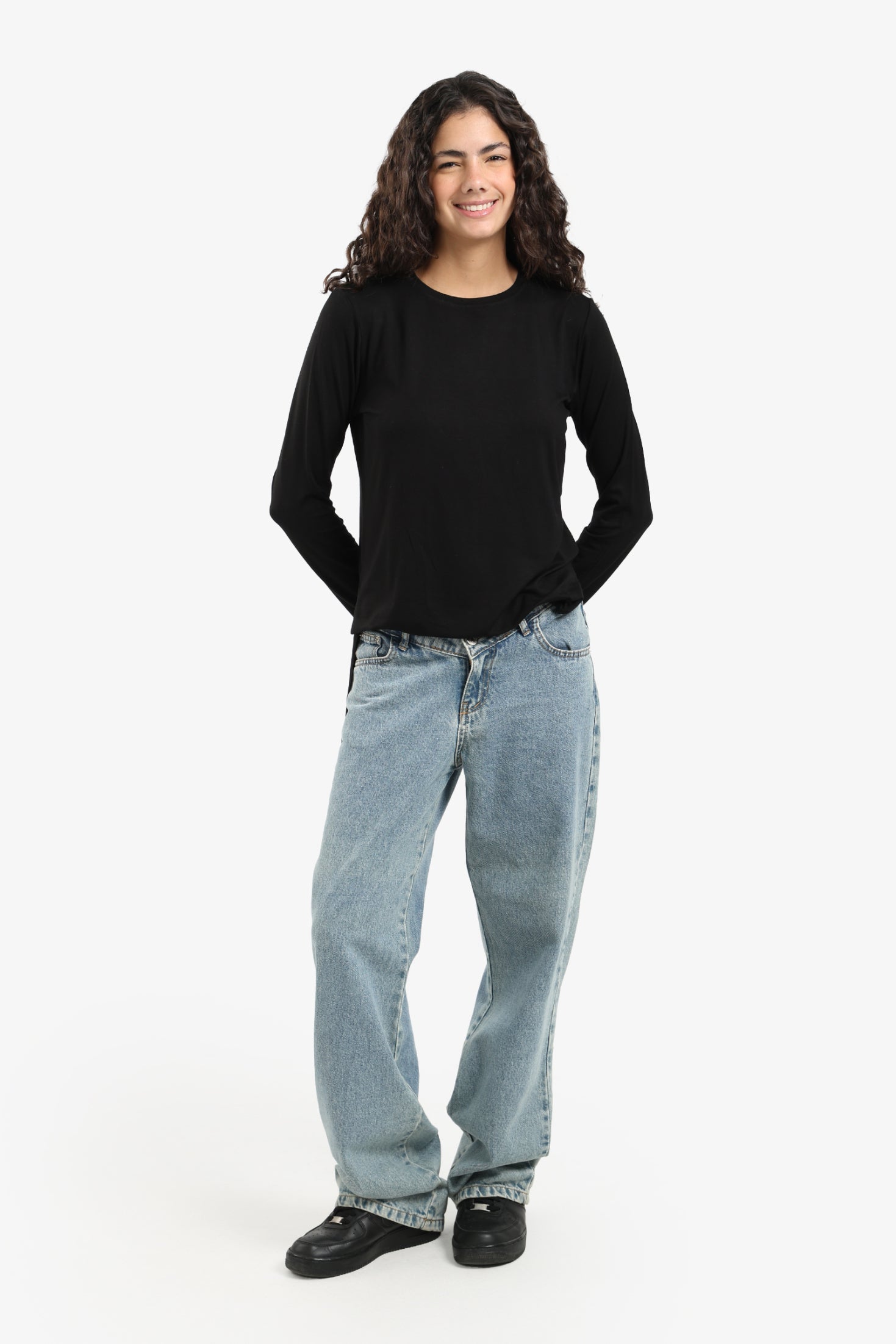 بلوزة بوبلين بأكمام طويلة