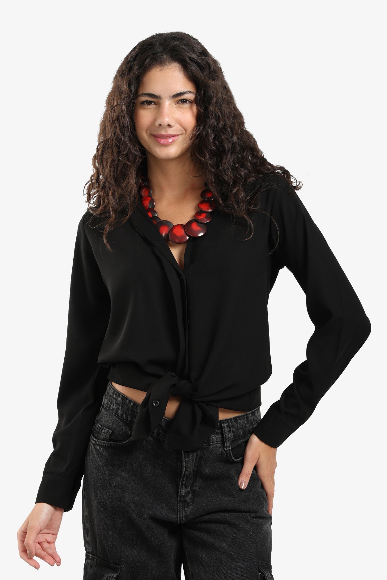 قميص عملي بقصة مريحة