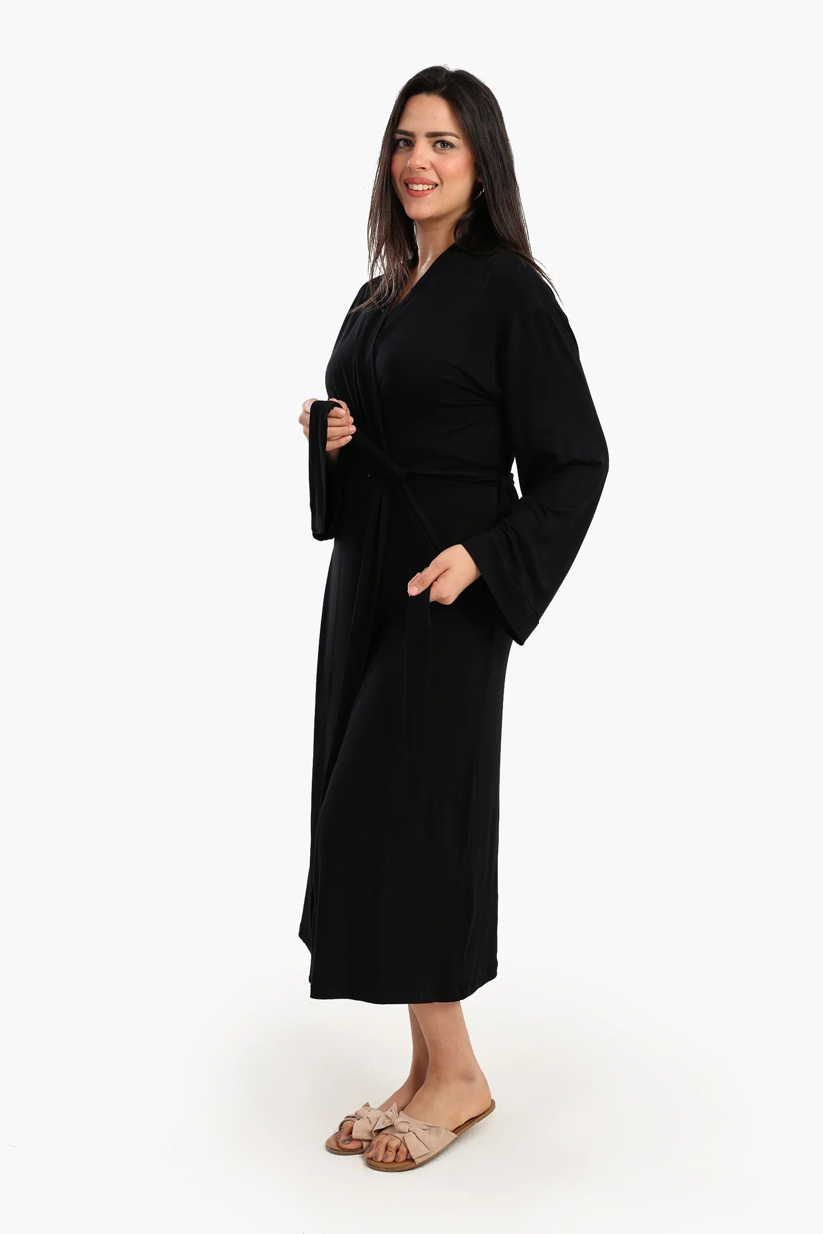 روب سادة بأكمام طويلة