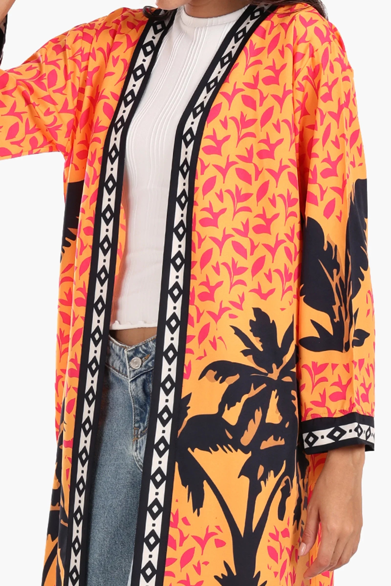 كيمونو بطبعة أشجار نخيل ملون