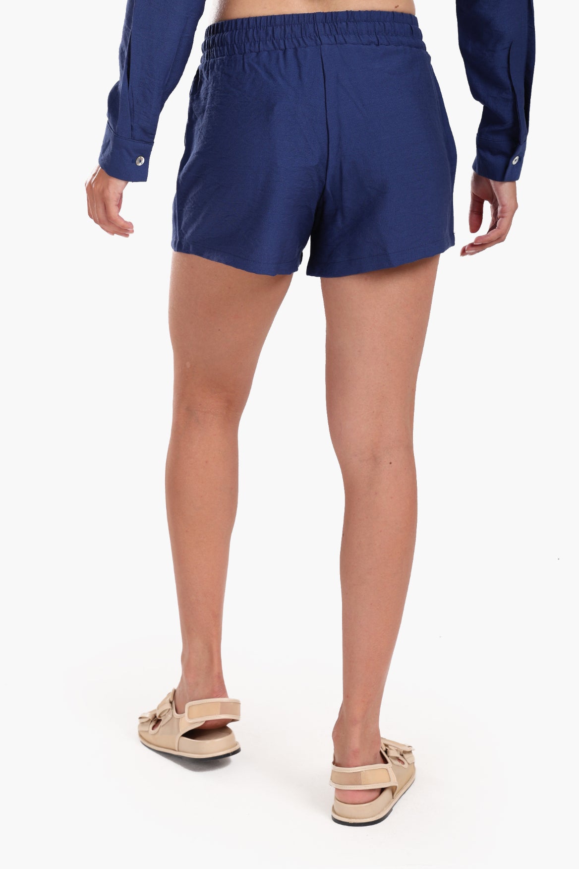 شورت بجيوب جانبية للشاطئ