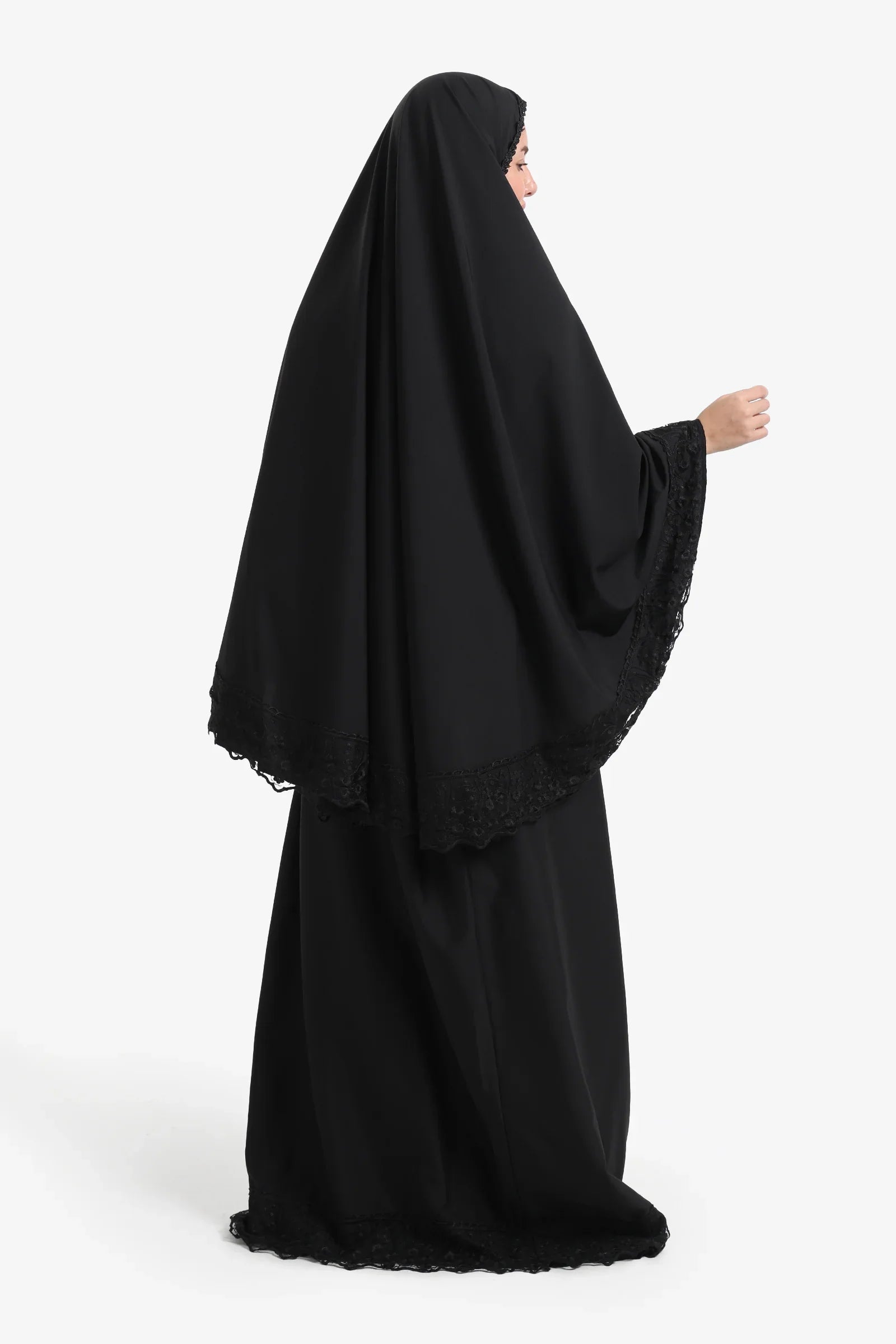 Prayer Set with Lace Trim
