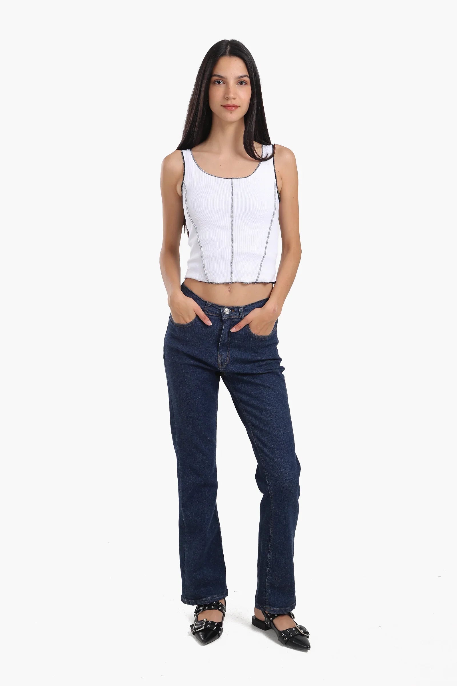 توب حمالات بخياطة بلون مختلف