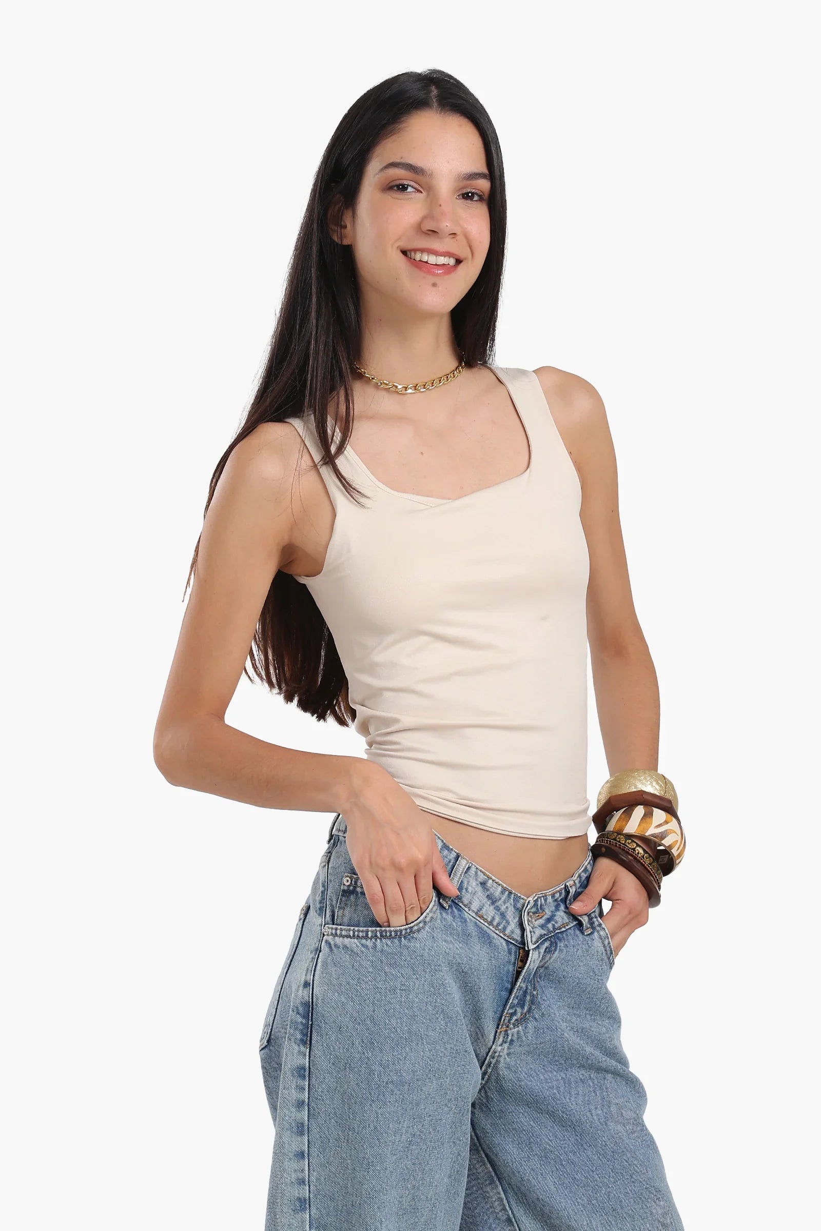 توب حمالات برقبة مربعة