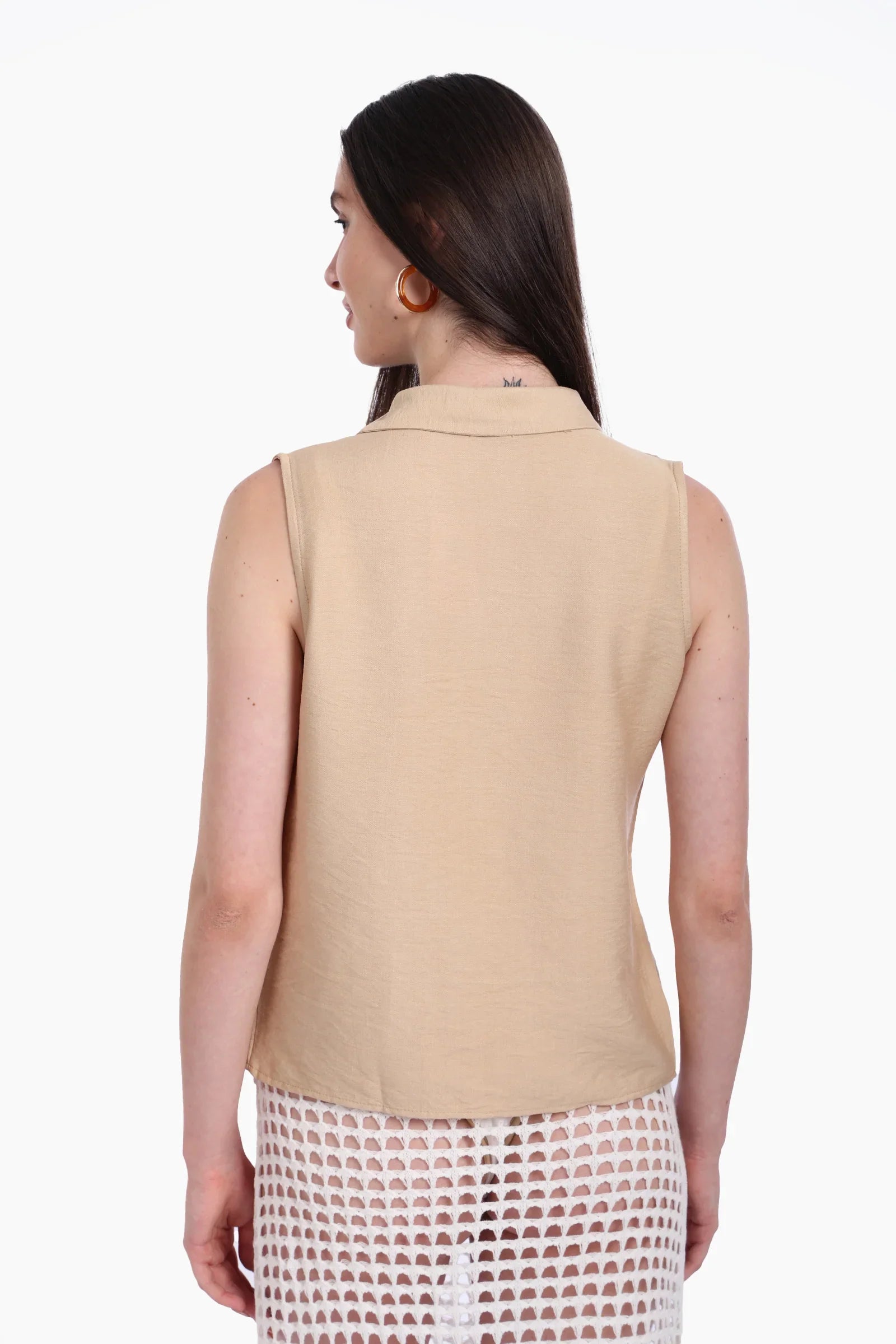 Collared Sleeveless Shirt