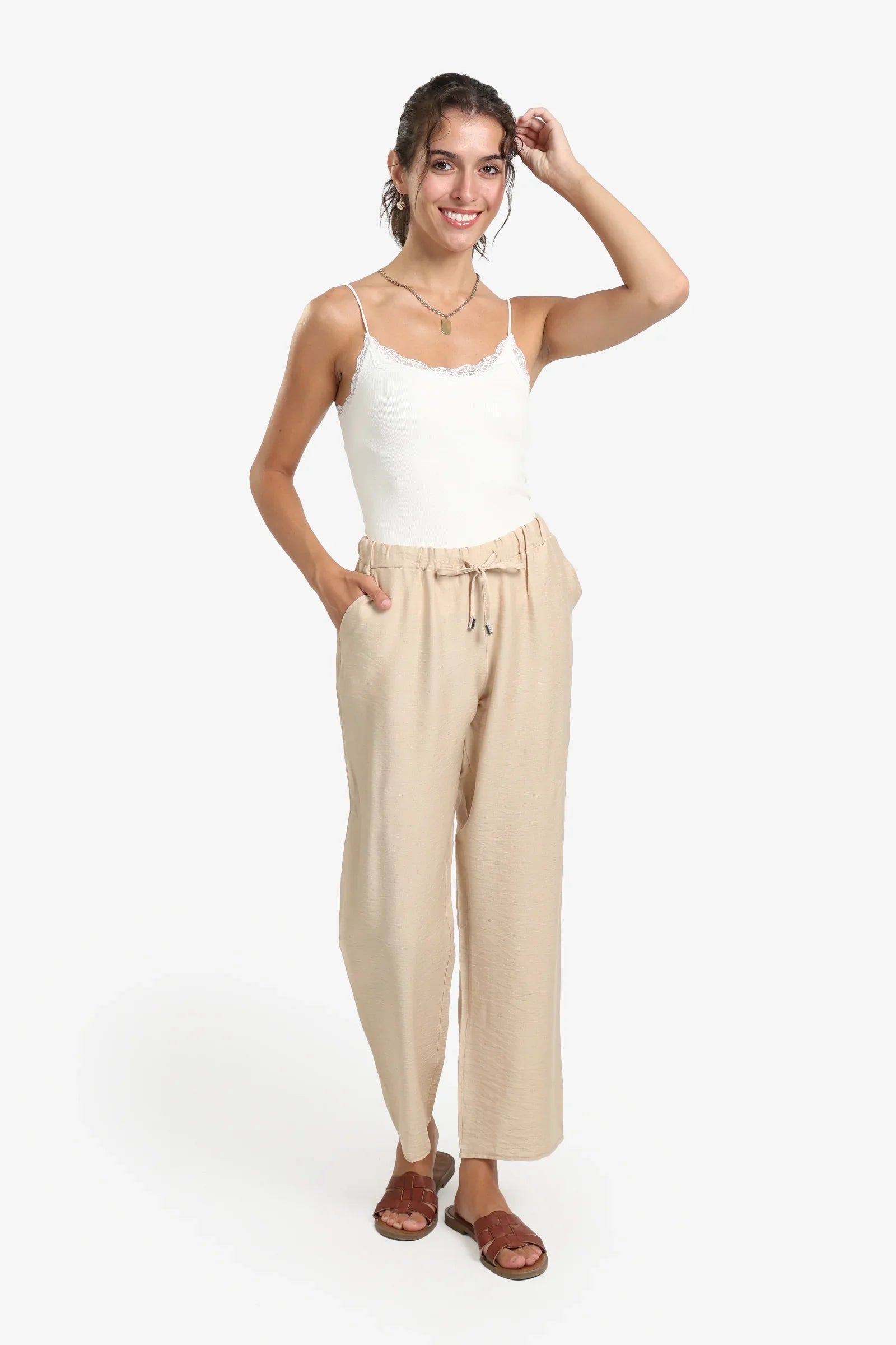 توب سادة أنيق وناعم