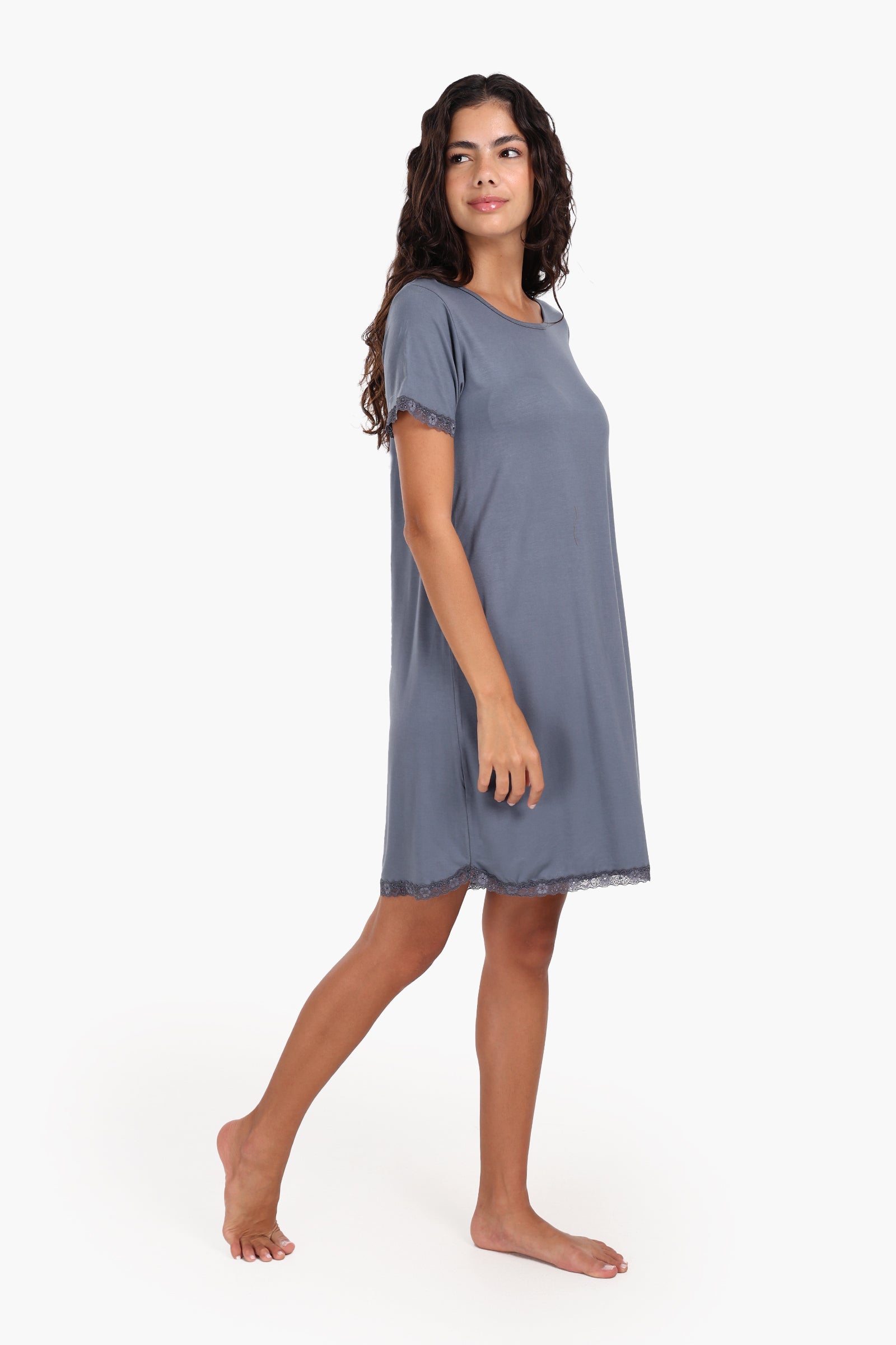 Lightweight Nightgown with Lace
