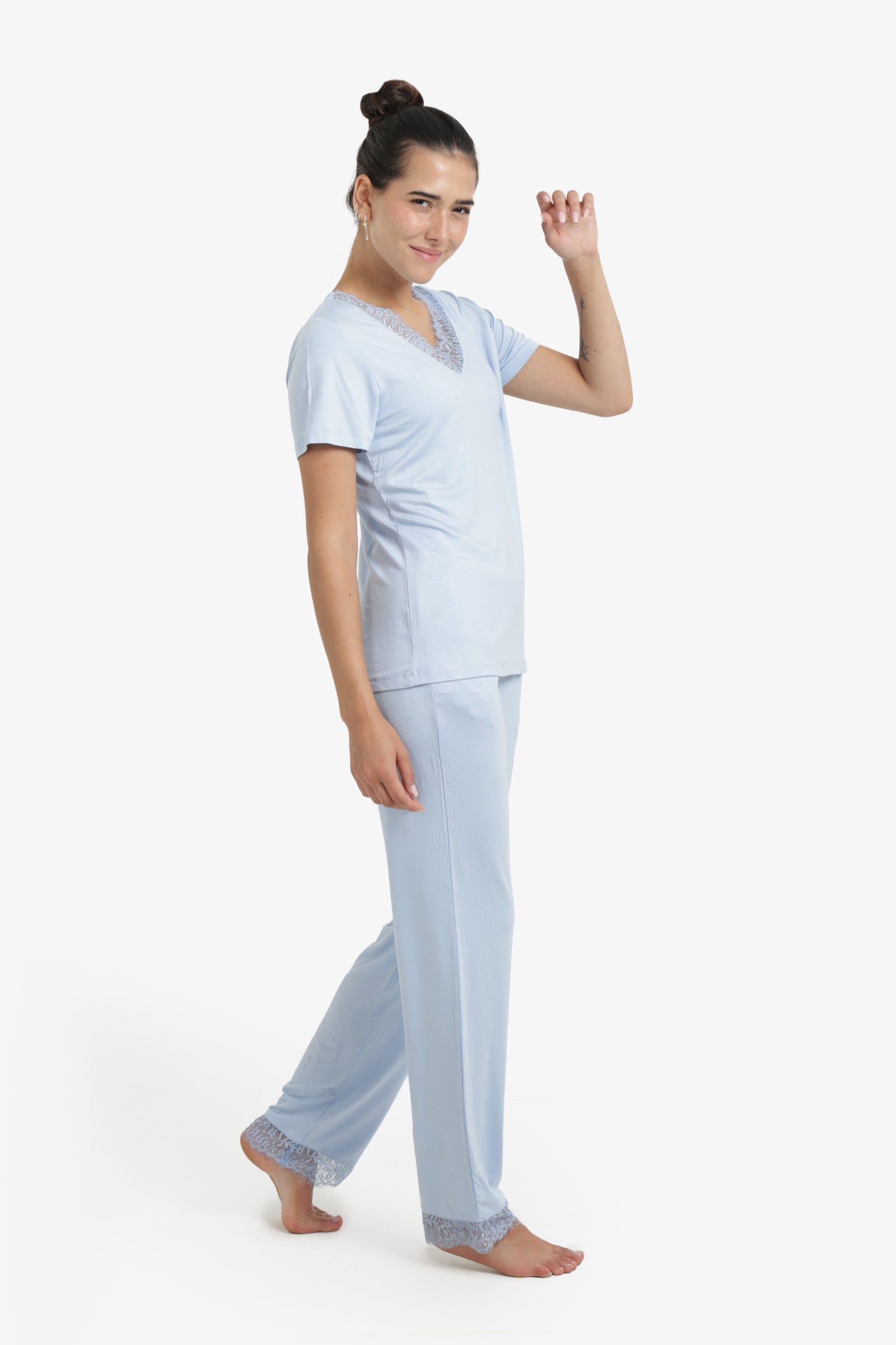 Pyjama Set with Lace Edges