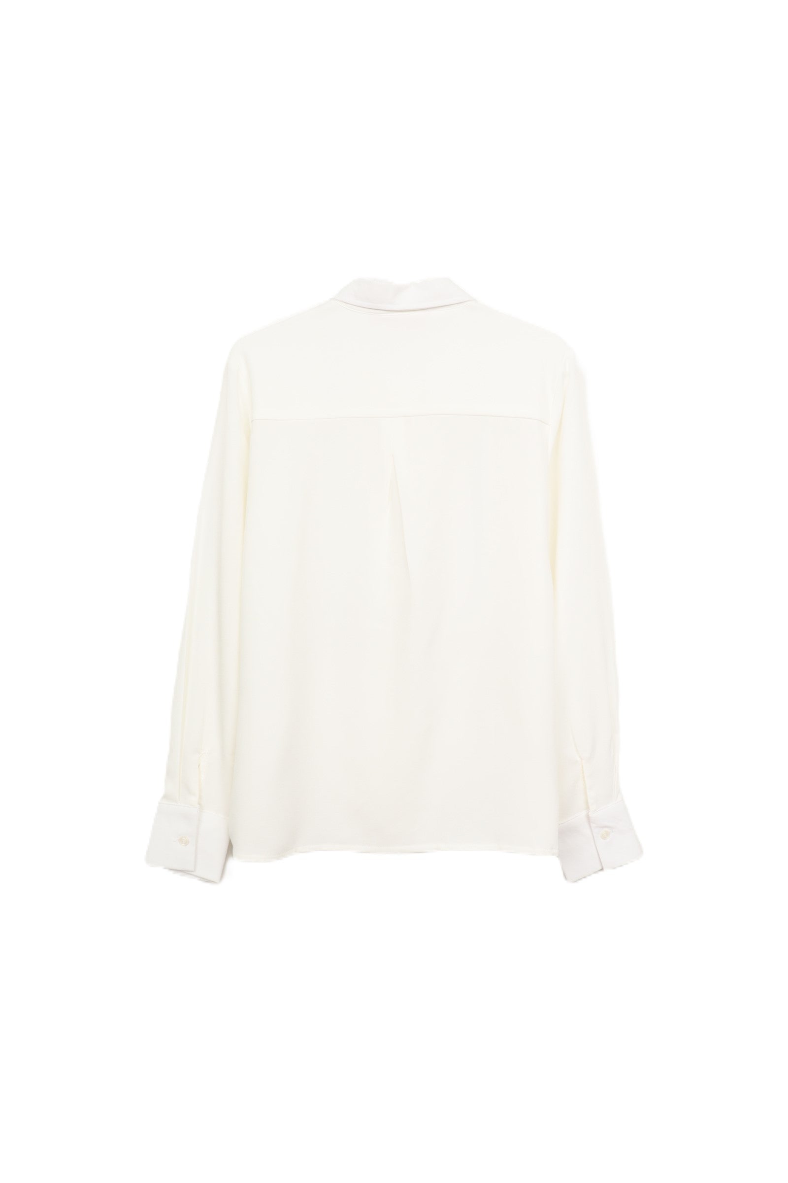 قميص بخطوط أمامية مخيطة