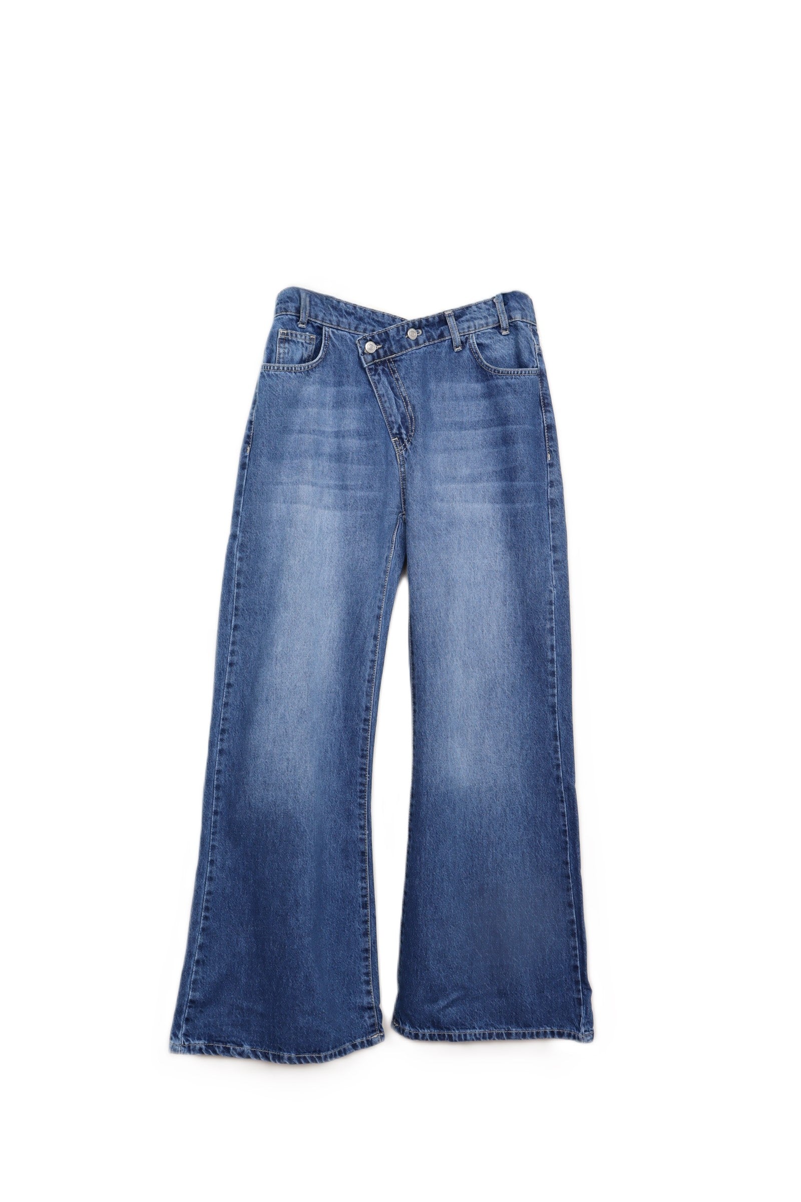 بنطلون جينز بخصر عالي وأرجل مستقيمة