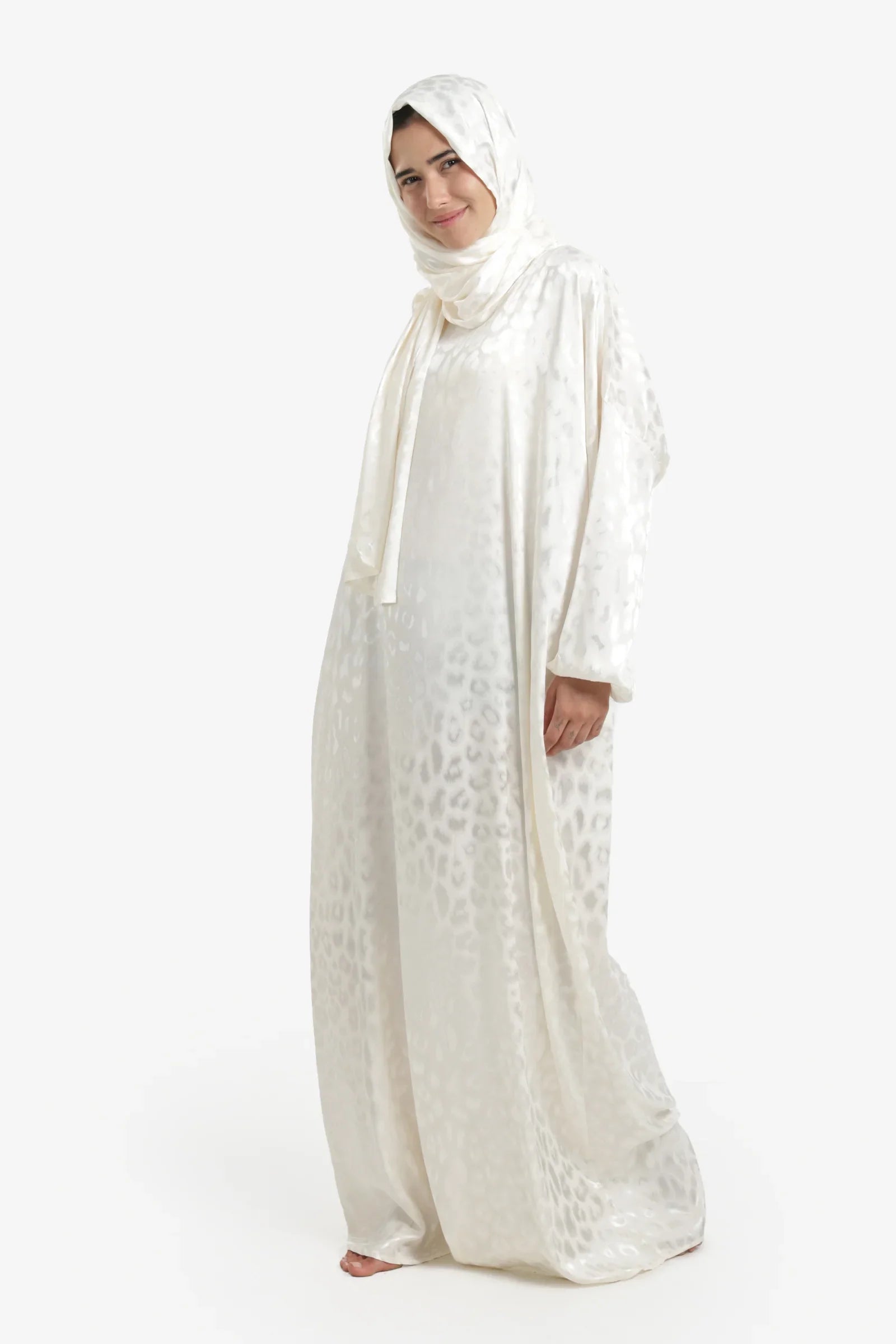 Satin One Size Prayer Isdal