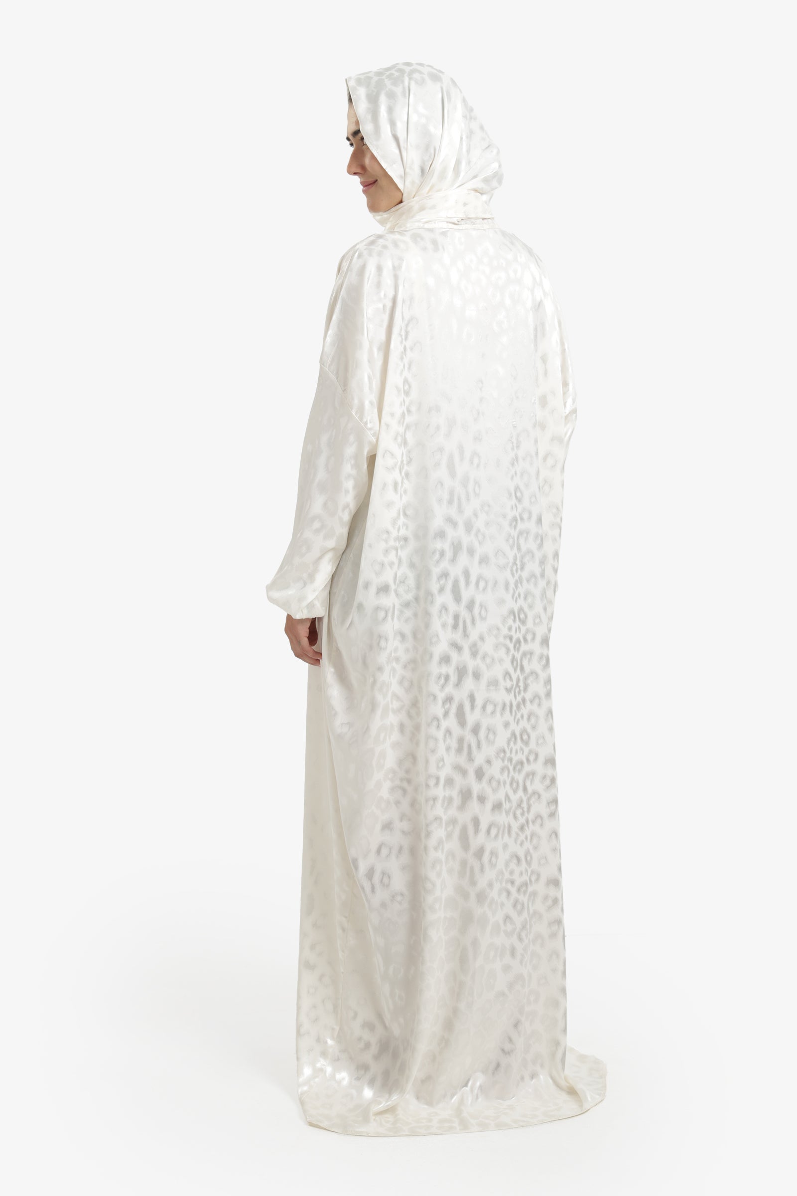 Satin One Size Prayer Isdal