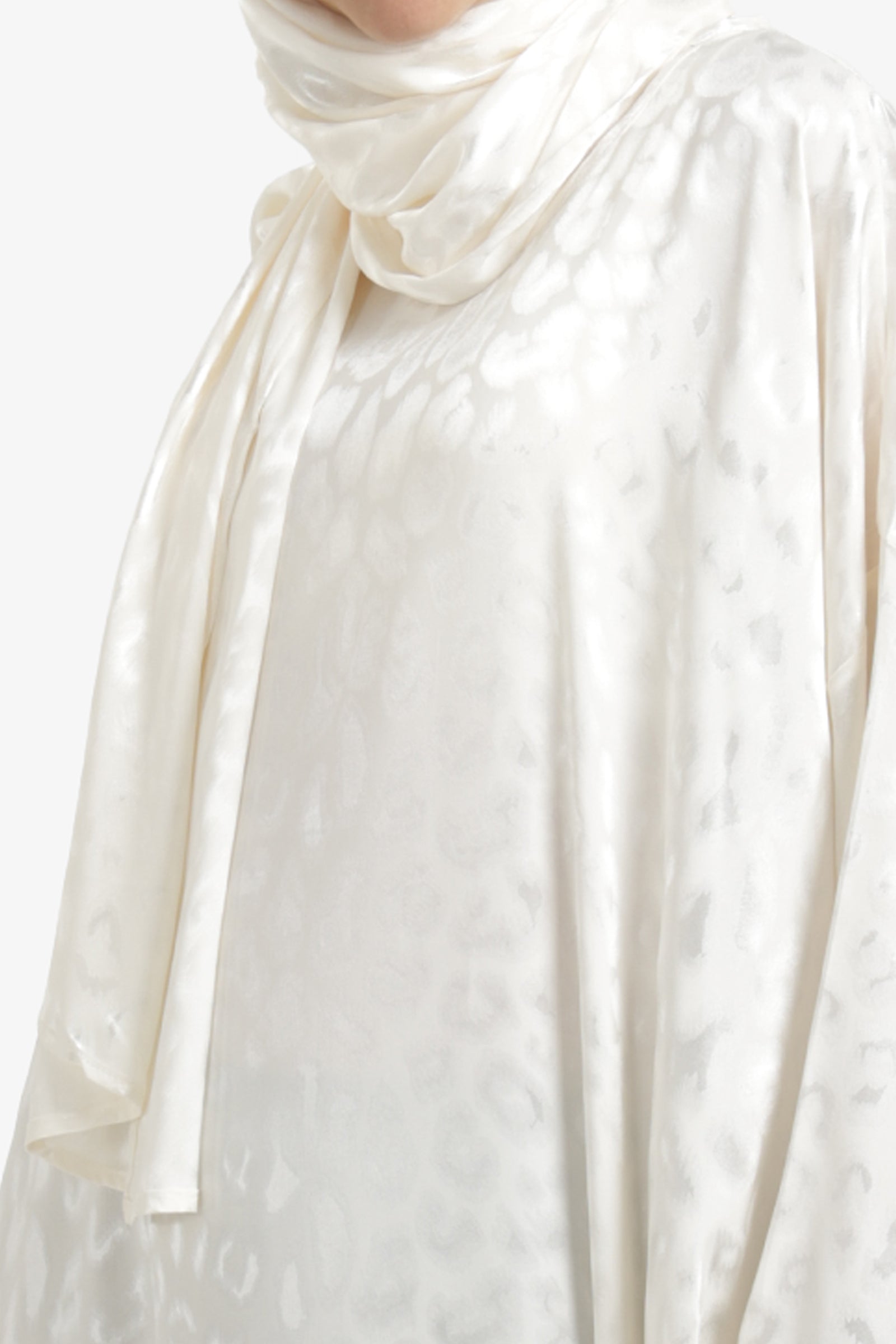 Satin One Size Prayer Isdal