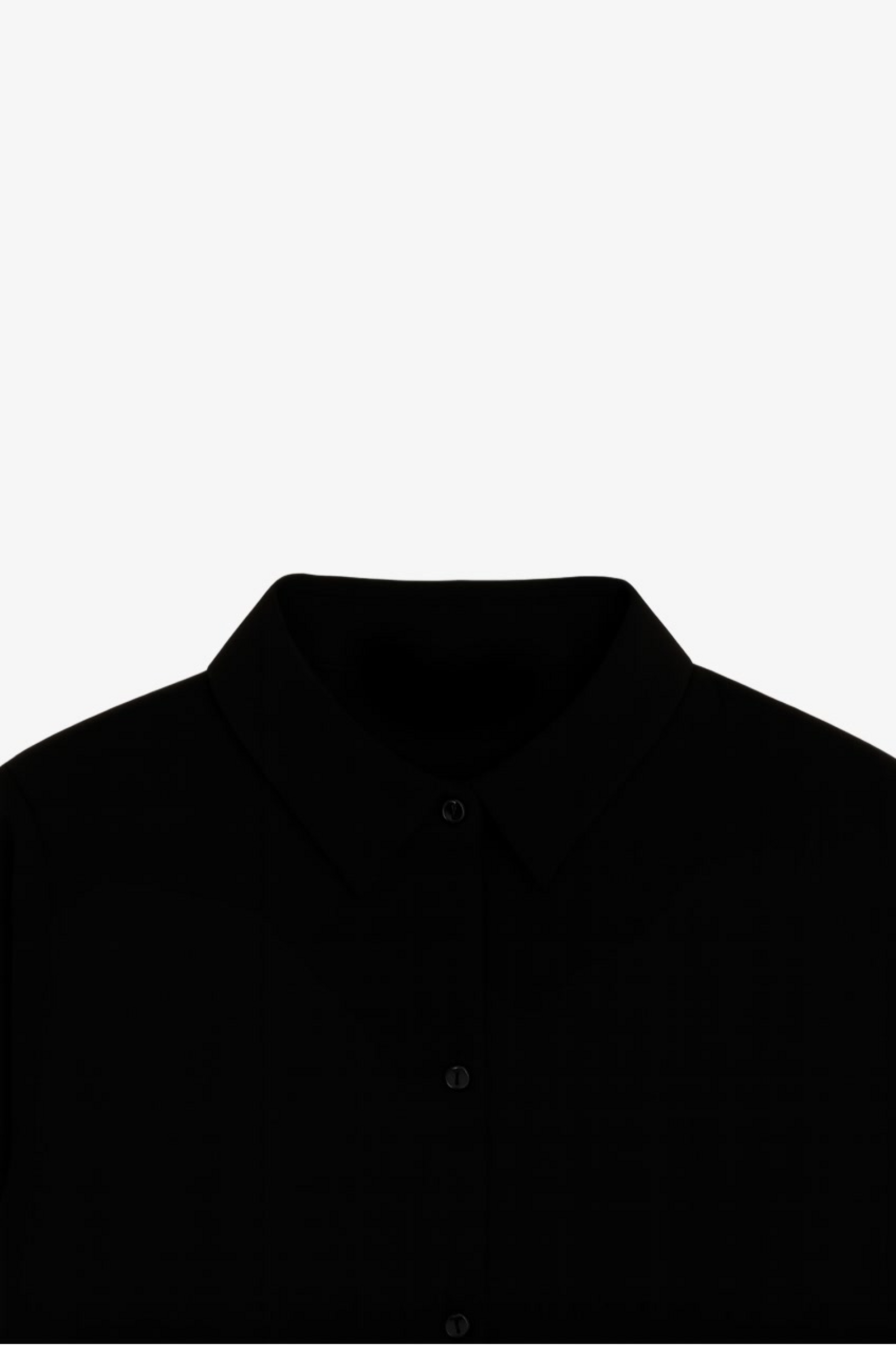 قميص عملي بقصة مريحة