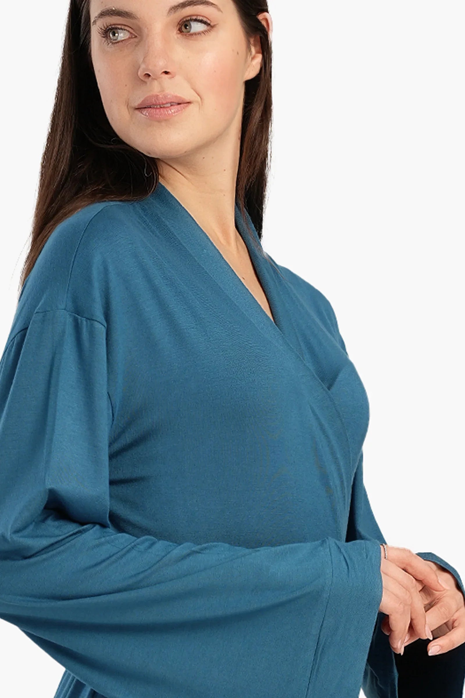 روب سادة بأكمام طويلة