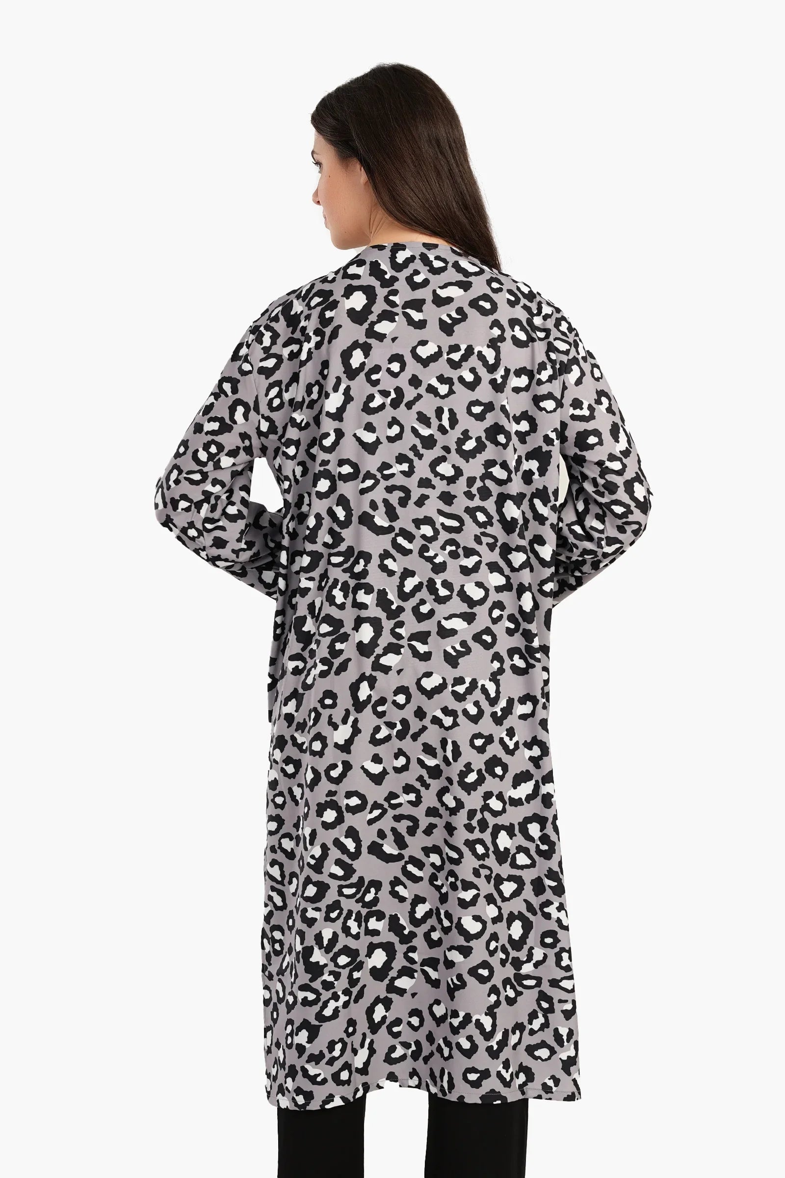 كيمونو بطبعة "No Risk No Magic"