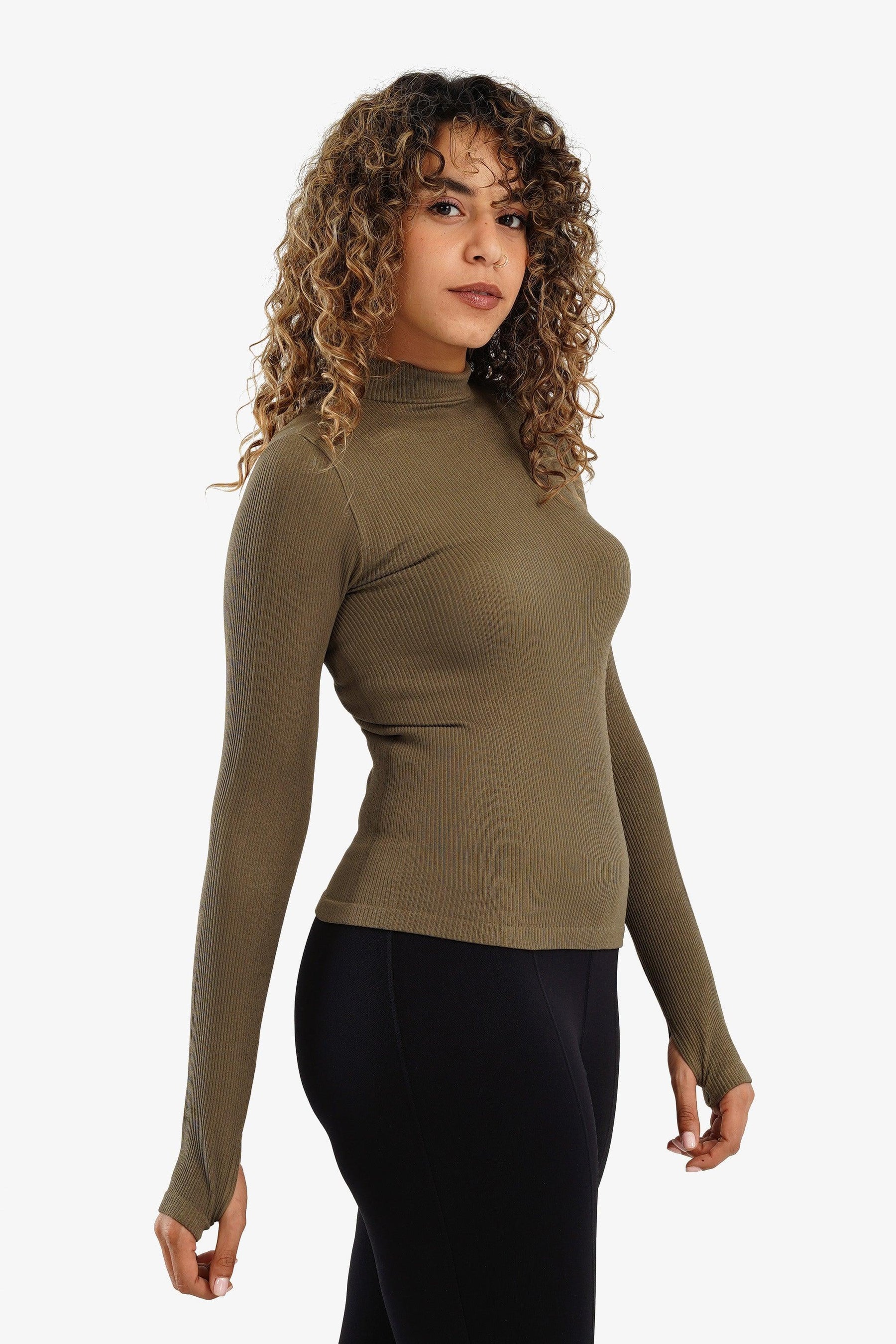 Top with Thumbhole cuffs - Carina - كارينا