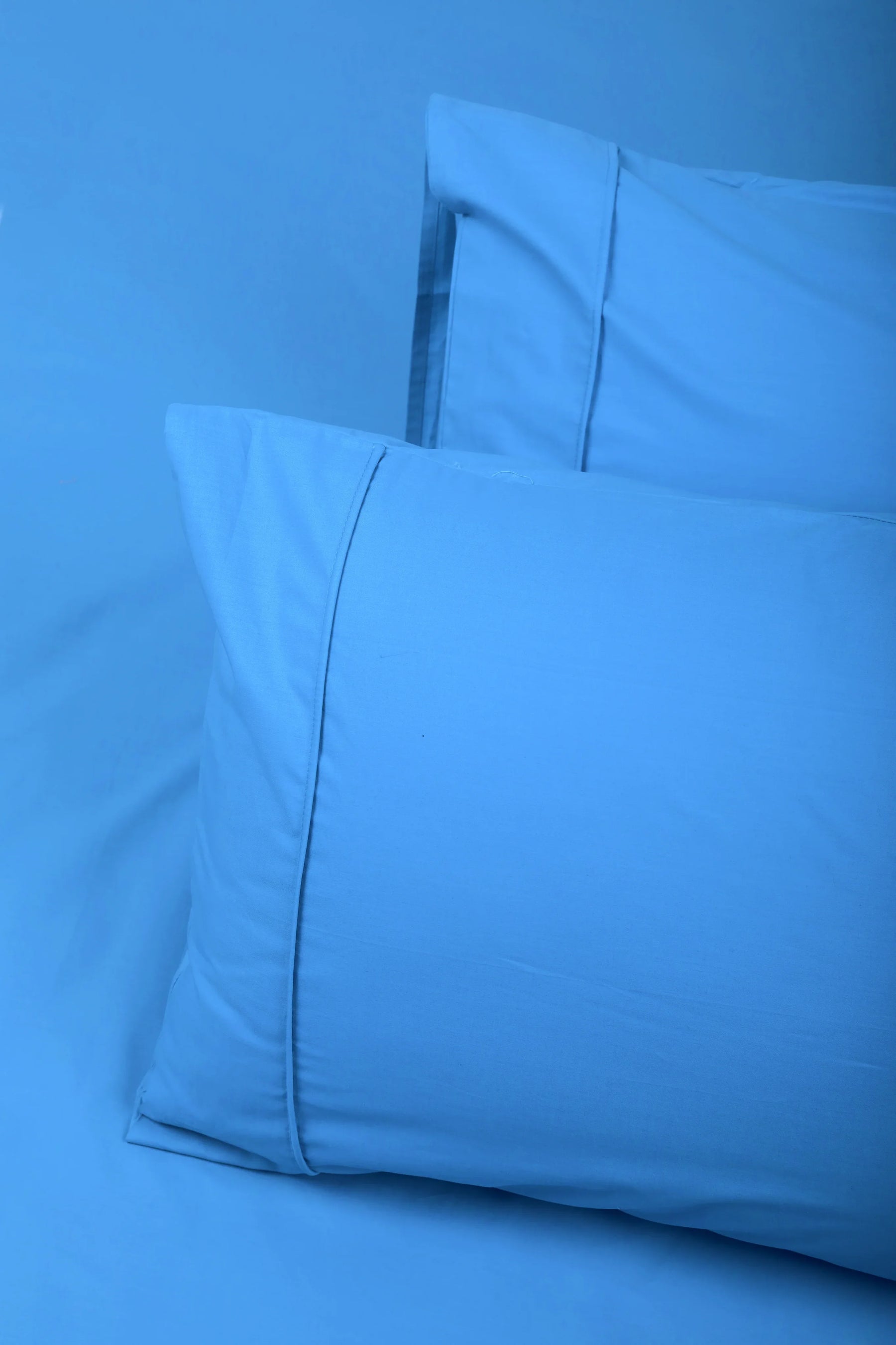 TC200 Pipping Pillowcases - 2 Pcs