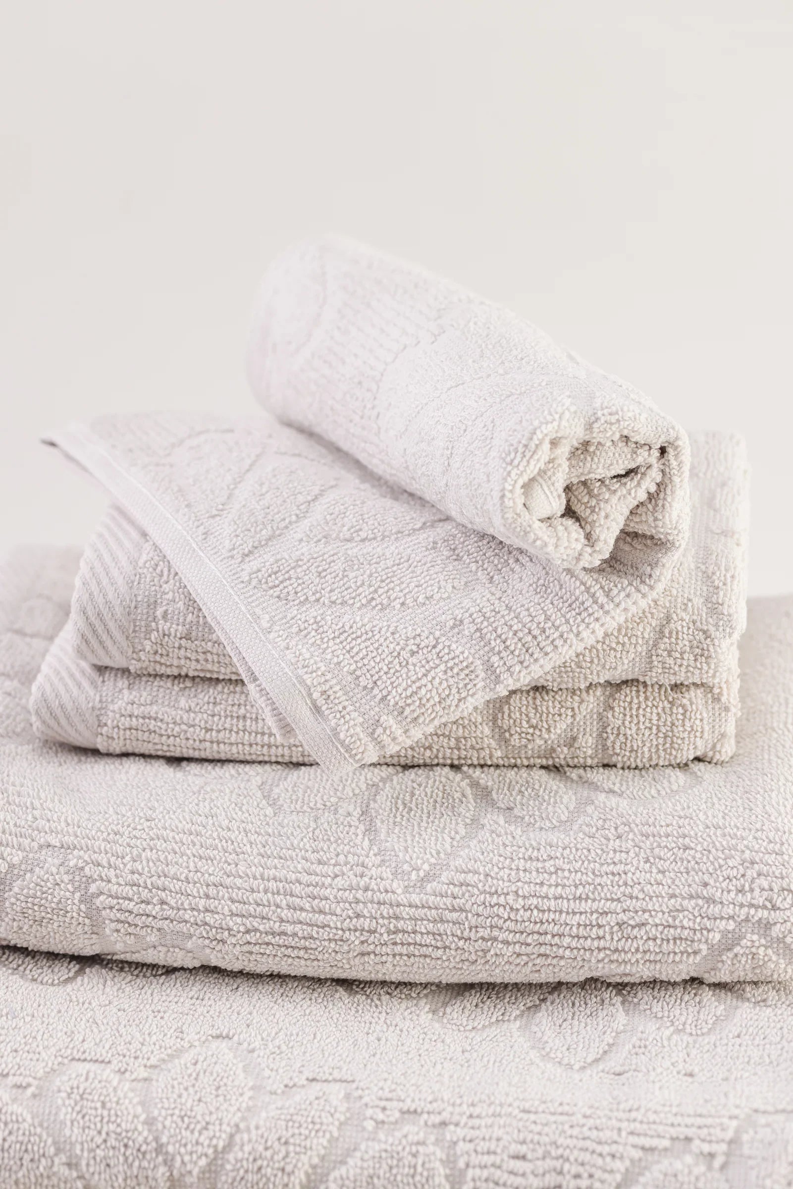 Flower Ribbed Towel - 160*90cm