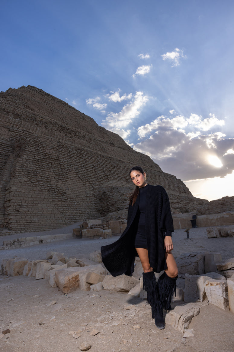 بونشو محبوك واسع القصة