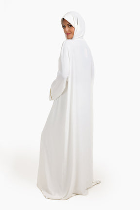 Prayer Isdal with Gold Piping