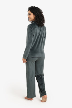 Velvet Classic Pyjama Set