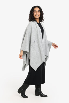Knitted Poncho with Pockets