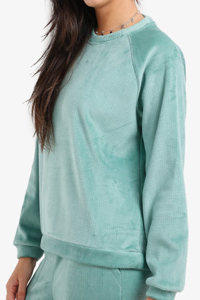 طقم بيجامة بنقشة بارزة