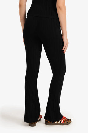 Ribbed Flare Leggings