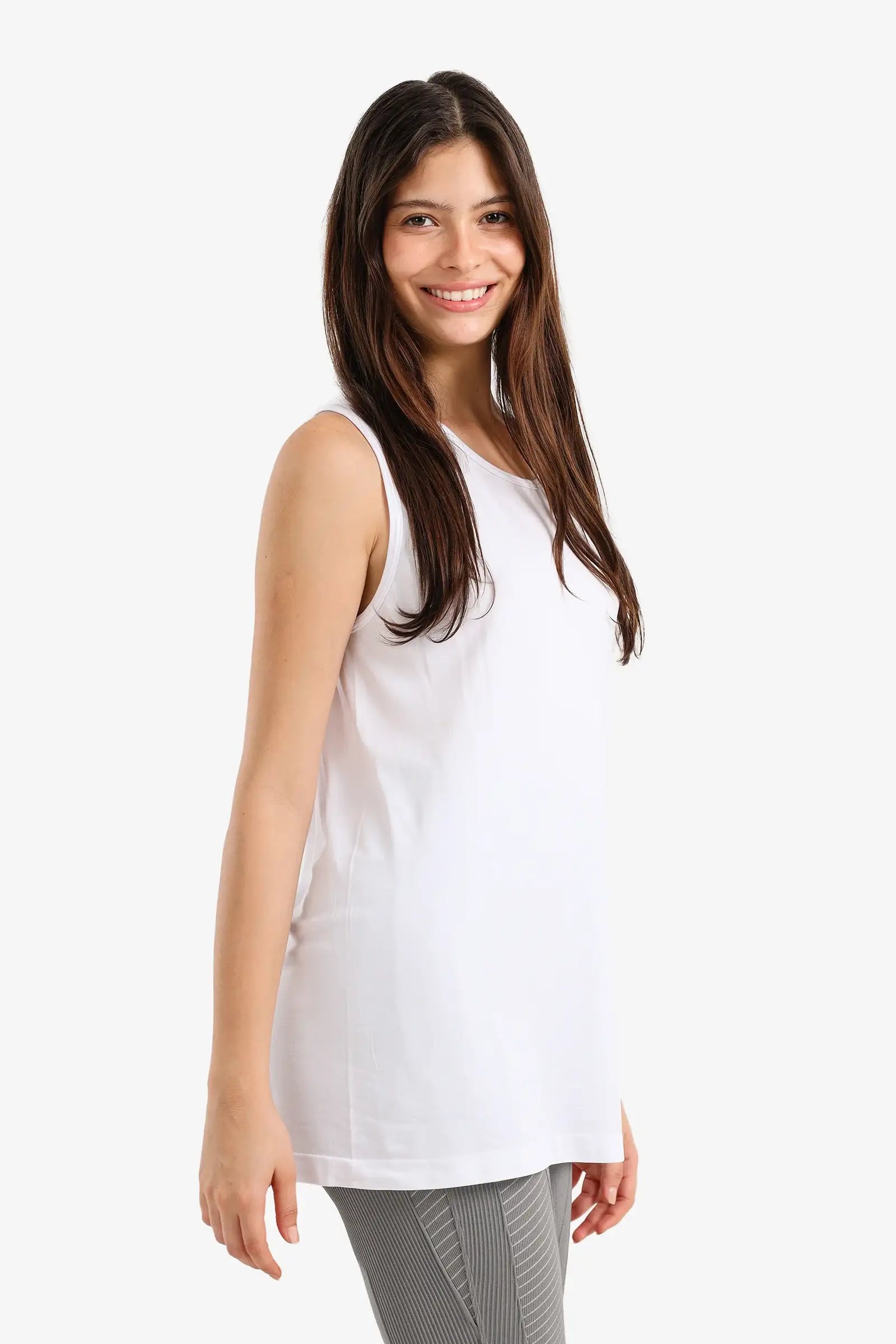 توب طويل بظهر مفتوح