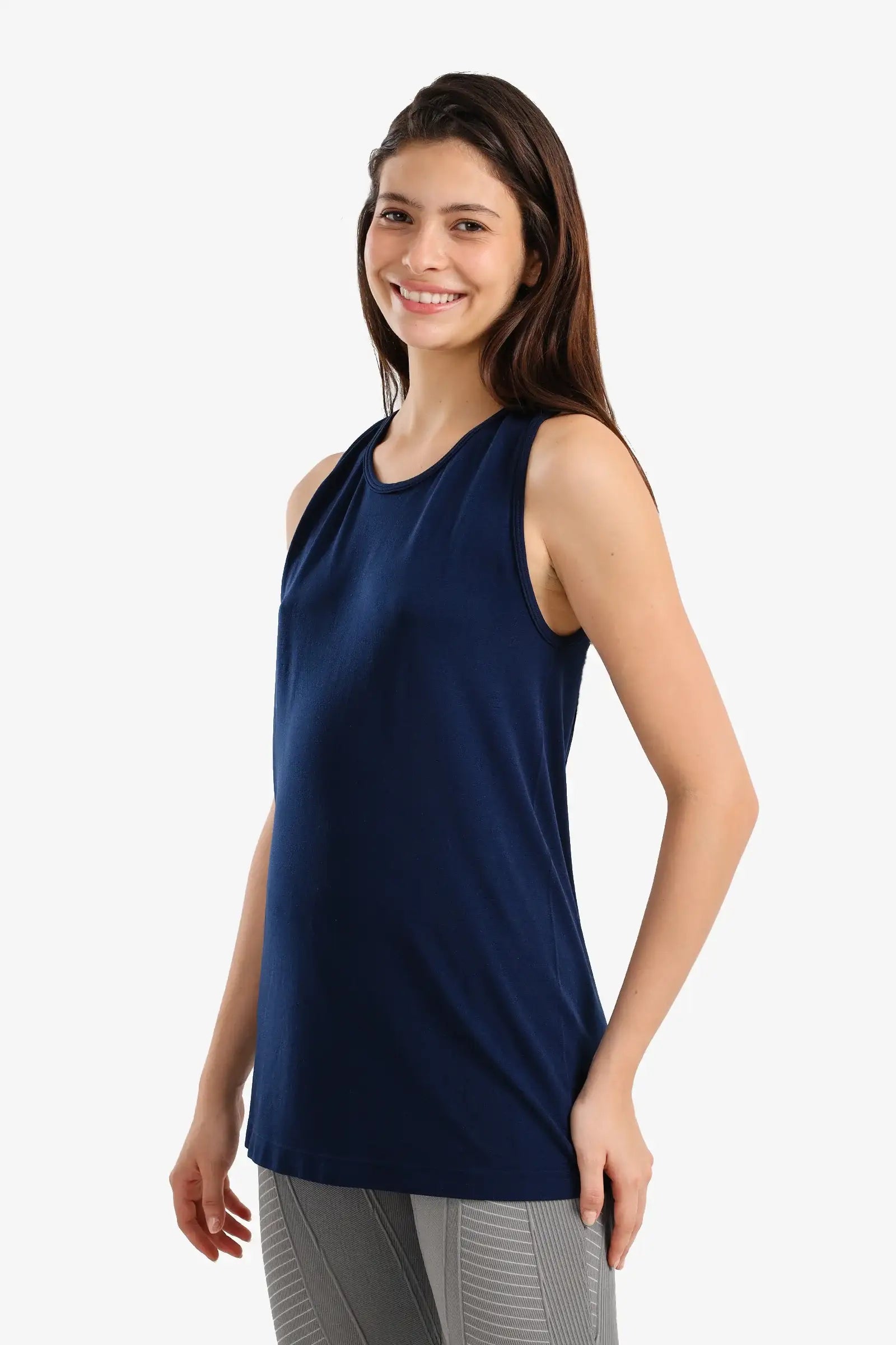 توب طويل بظهر مفتوح