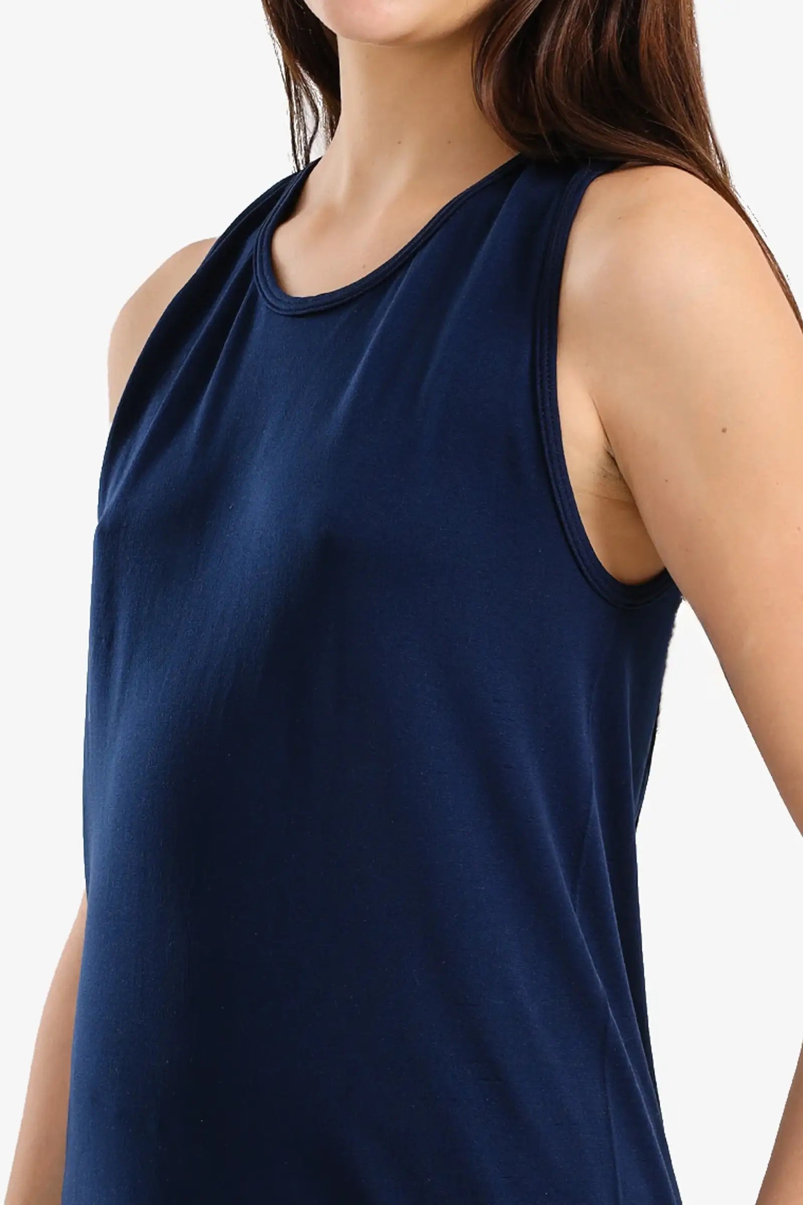 توب طويل بظهر مفتوح