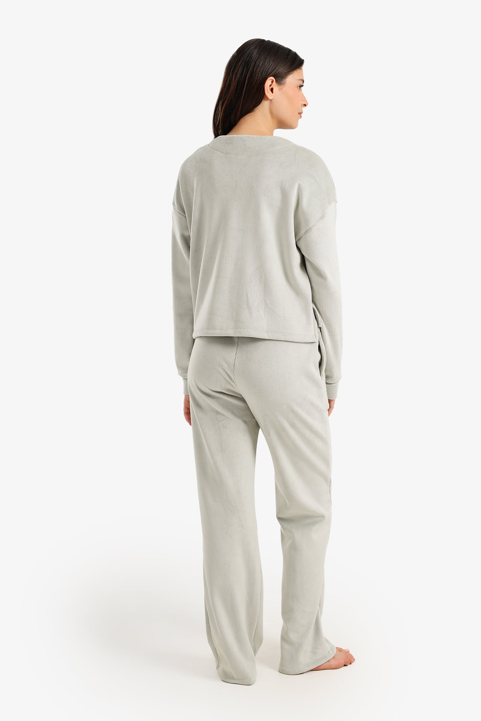 طقم بيجامة قطيفة مضلع