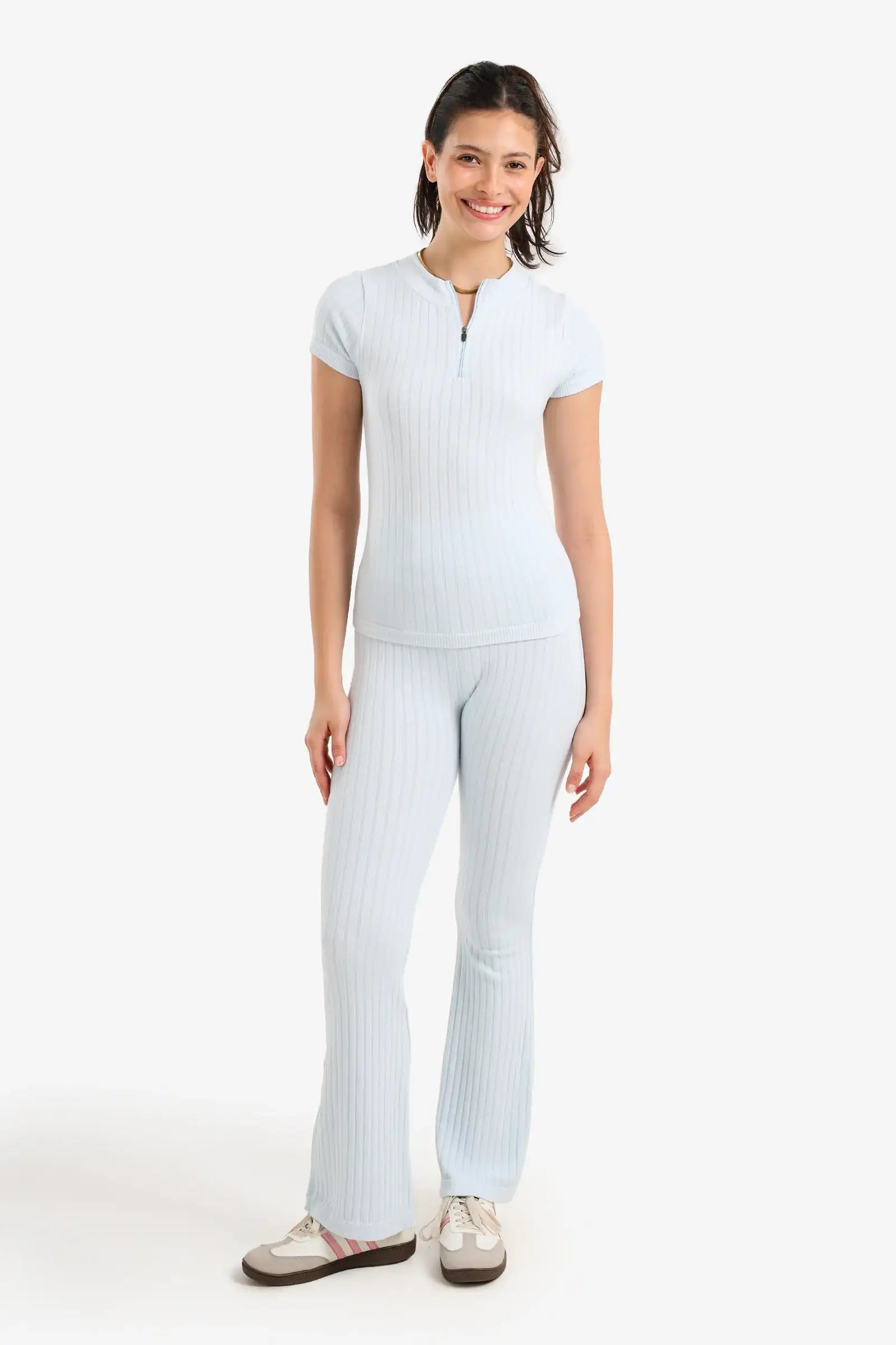 Ribbed Flare Leggings