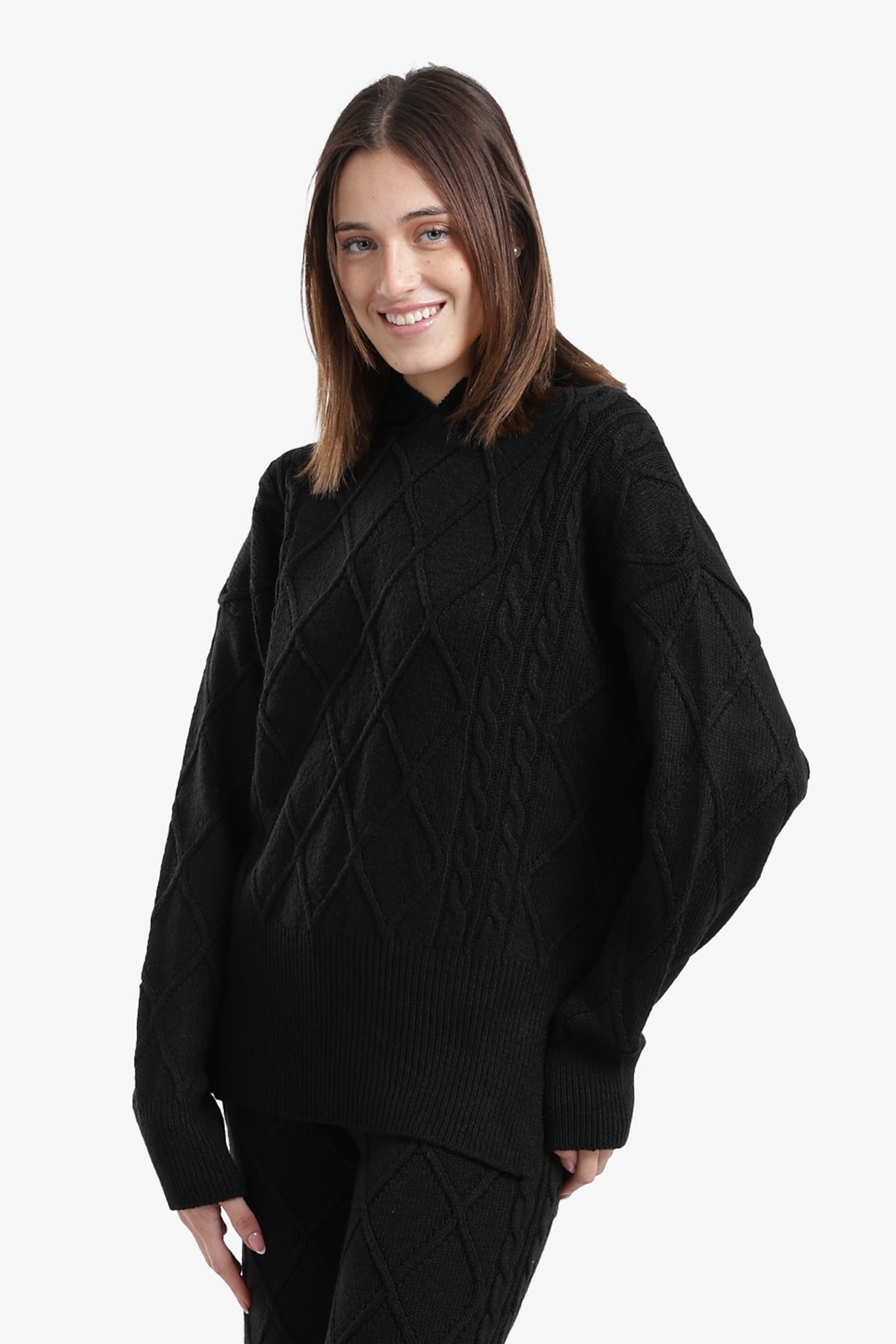 بلوفر  لاونج بنقشة كابل