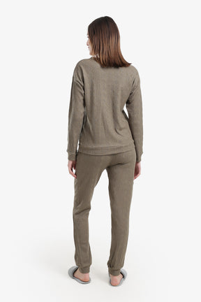 بيجامة مريحة بنقشة ذاتية