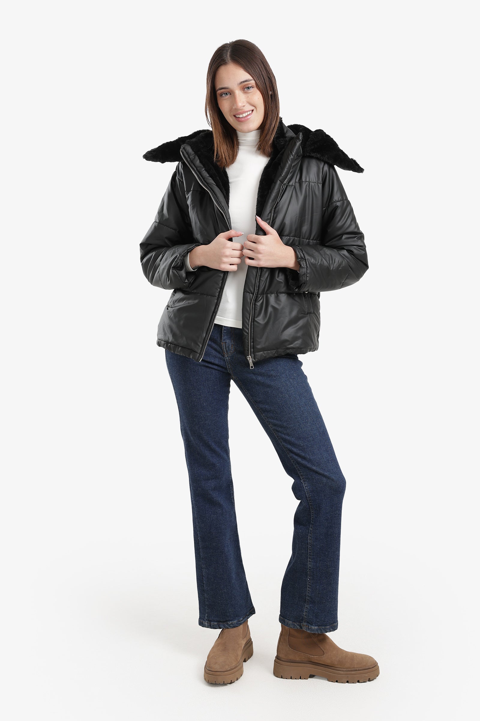 جاكيت منفوخ بسوستة أمامية