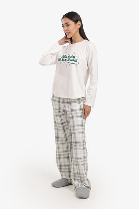 بيجامة مع بنطلون كروهات