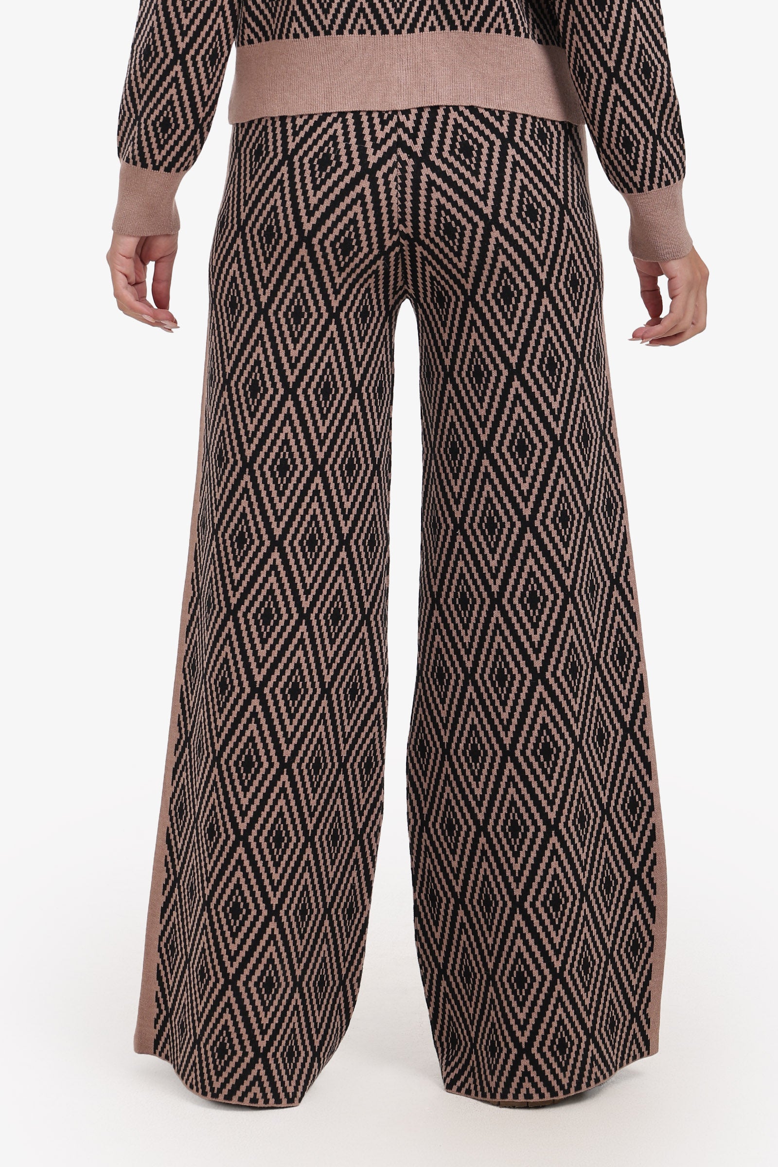 Diamond Pattern Lounge Pants