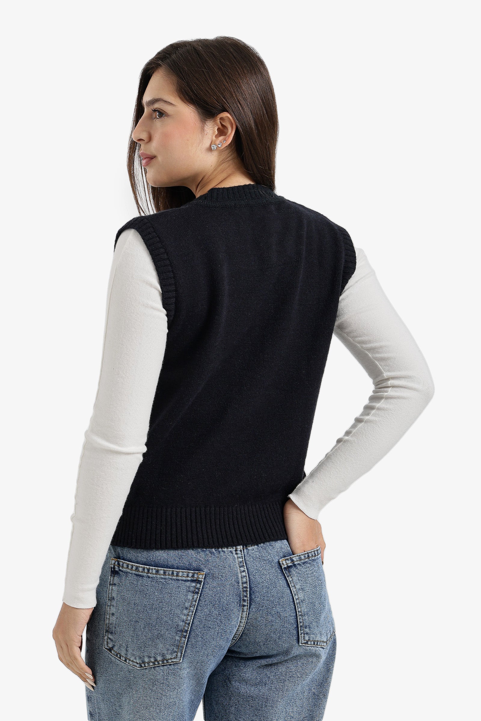 فيست بأزرار أمامية