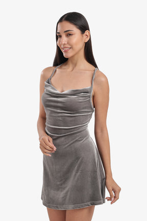 قميص نوم كروس قطيفة