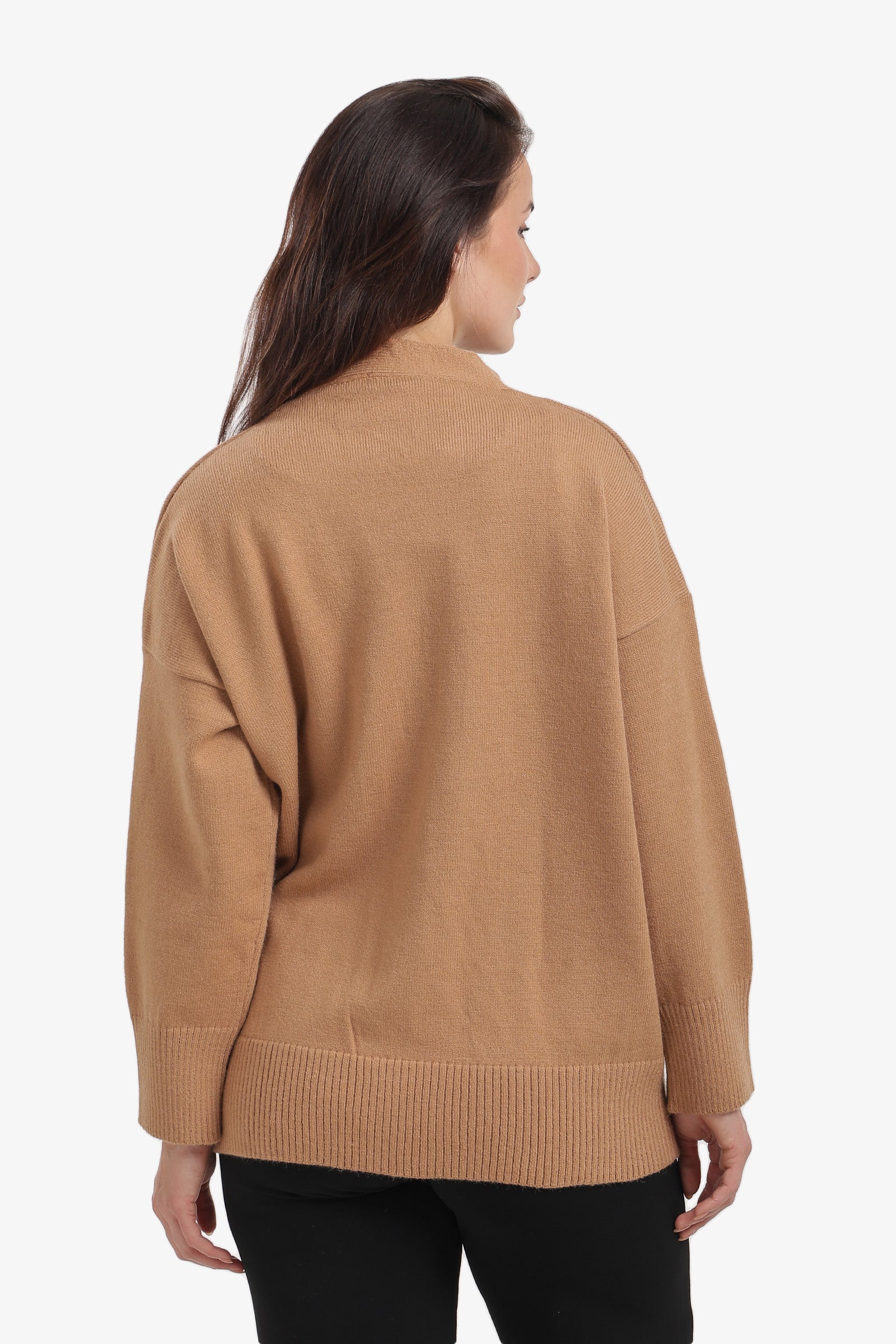 كارديجان لاونج بياقة V